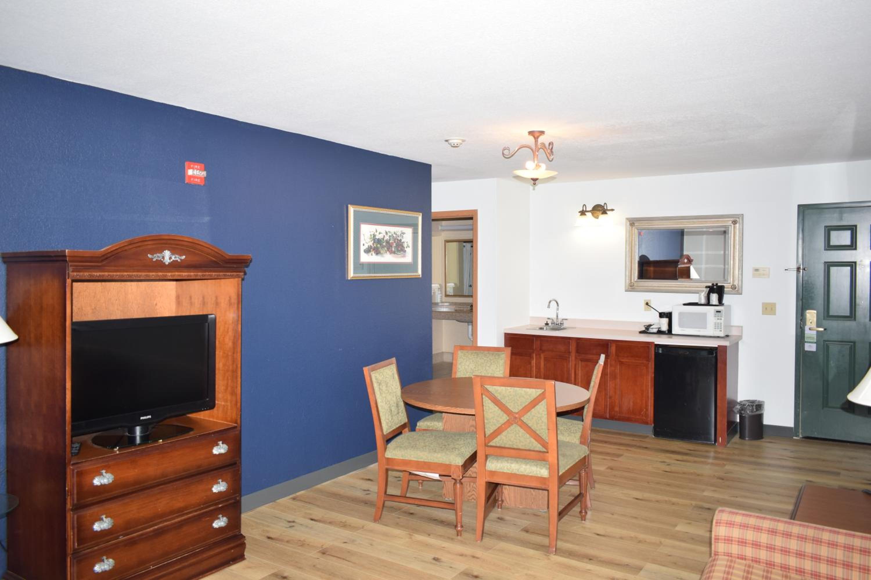 Wingate Suites by Wyndham Youngstown - Austintown, Billede 41
