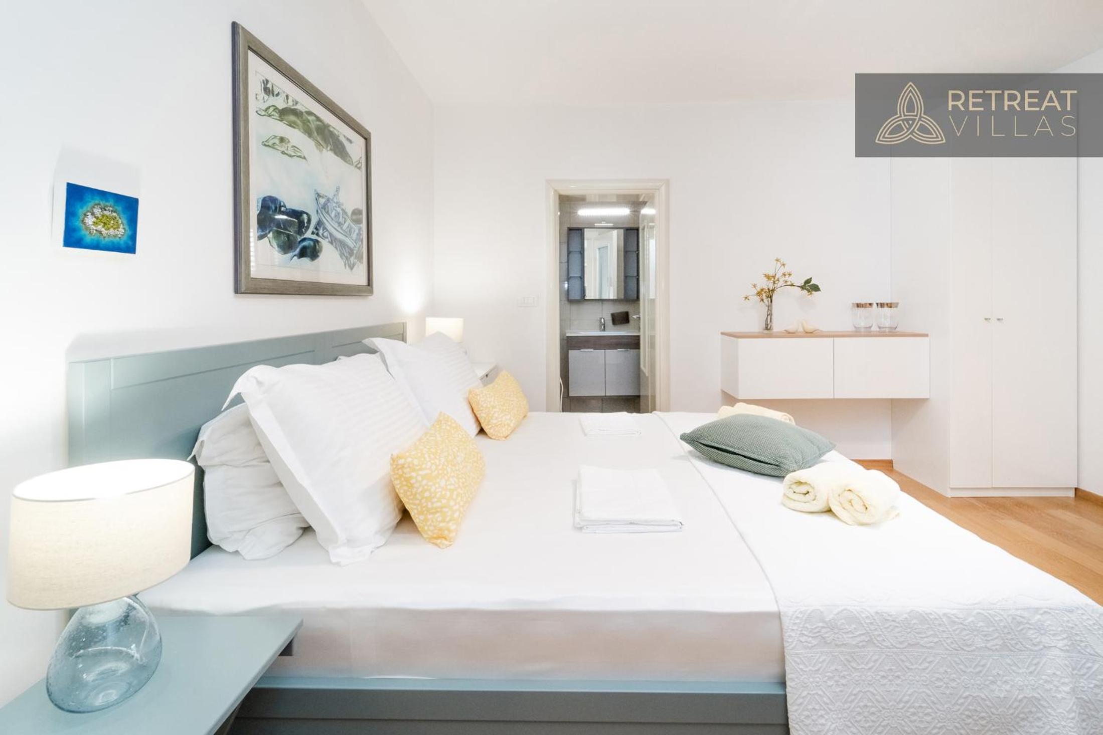 Villa Eleona with private pool and garden view 2