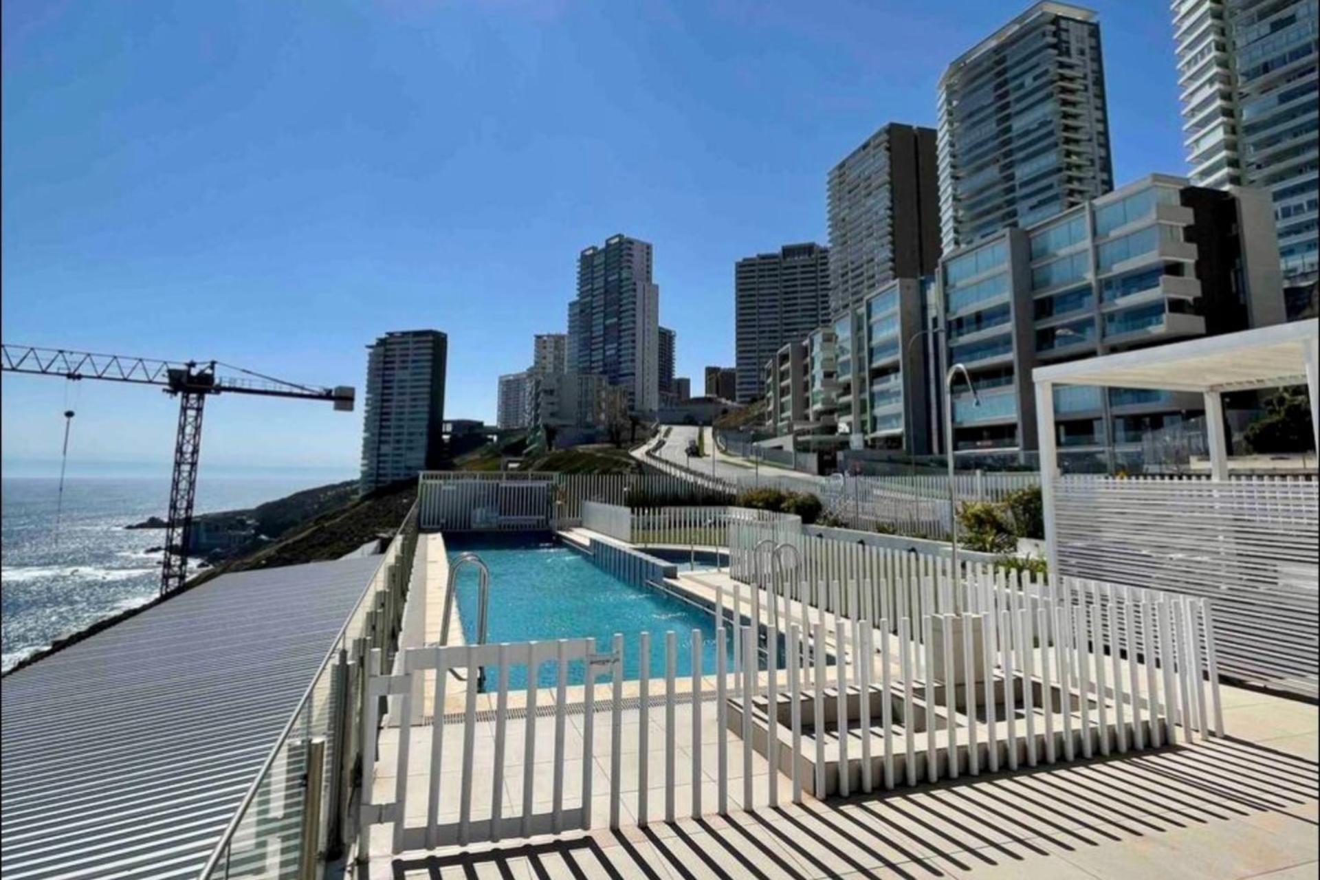 Apartamento en Playa Reñaca Villa del Mar Chile con vista al mar