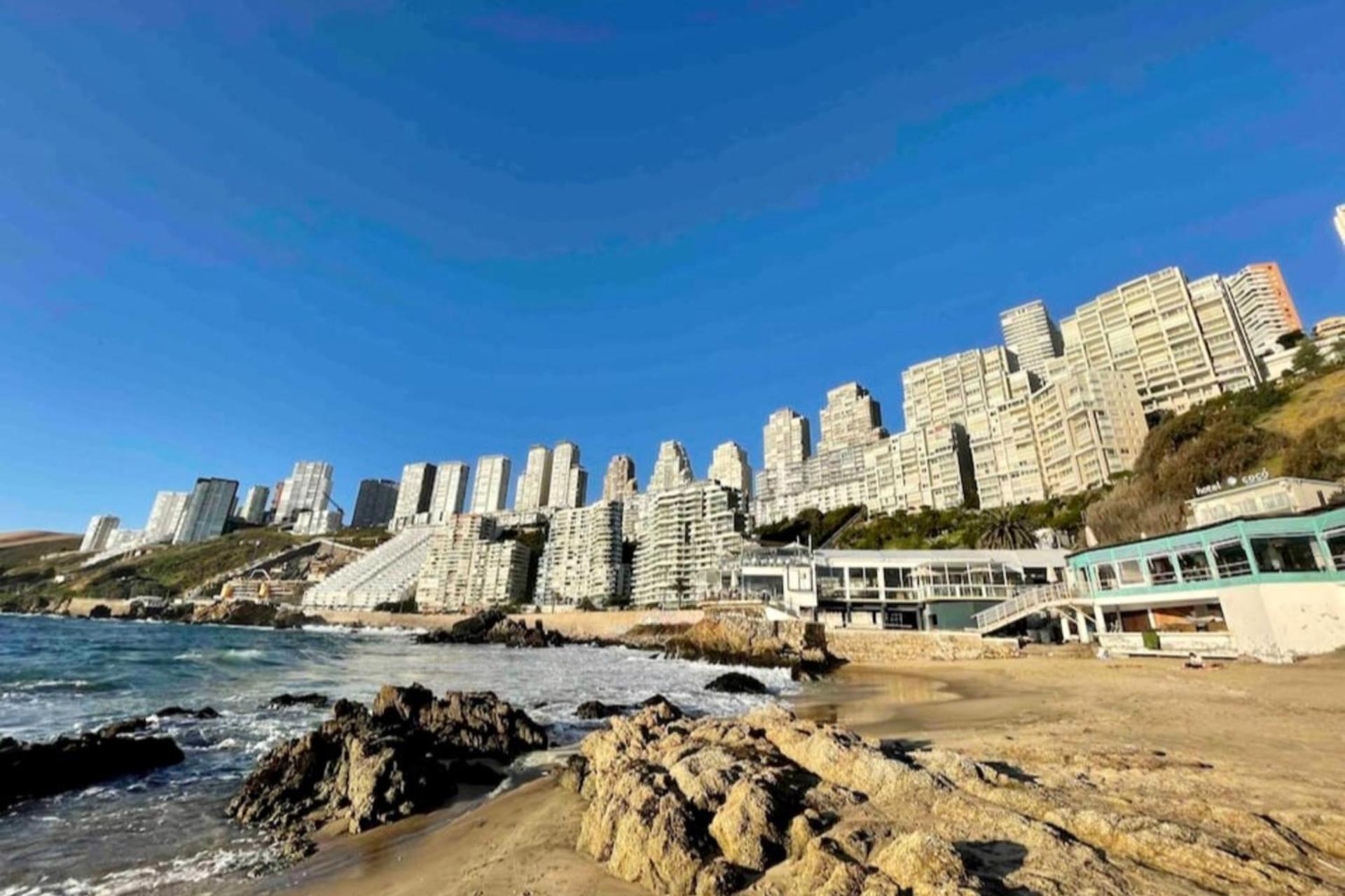 Apartamento en Playa Reñaca Villa del Mar Chile con vista al mar