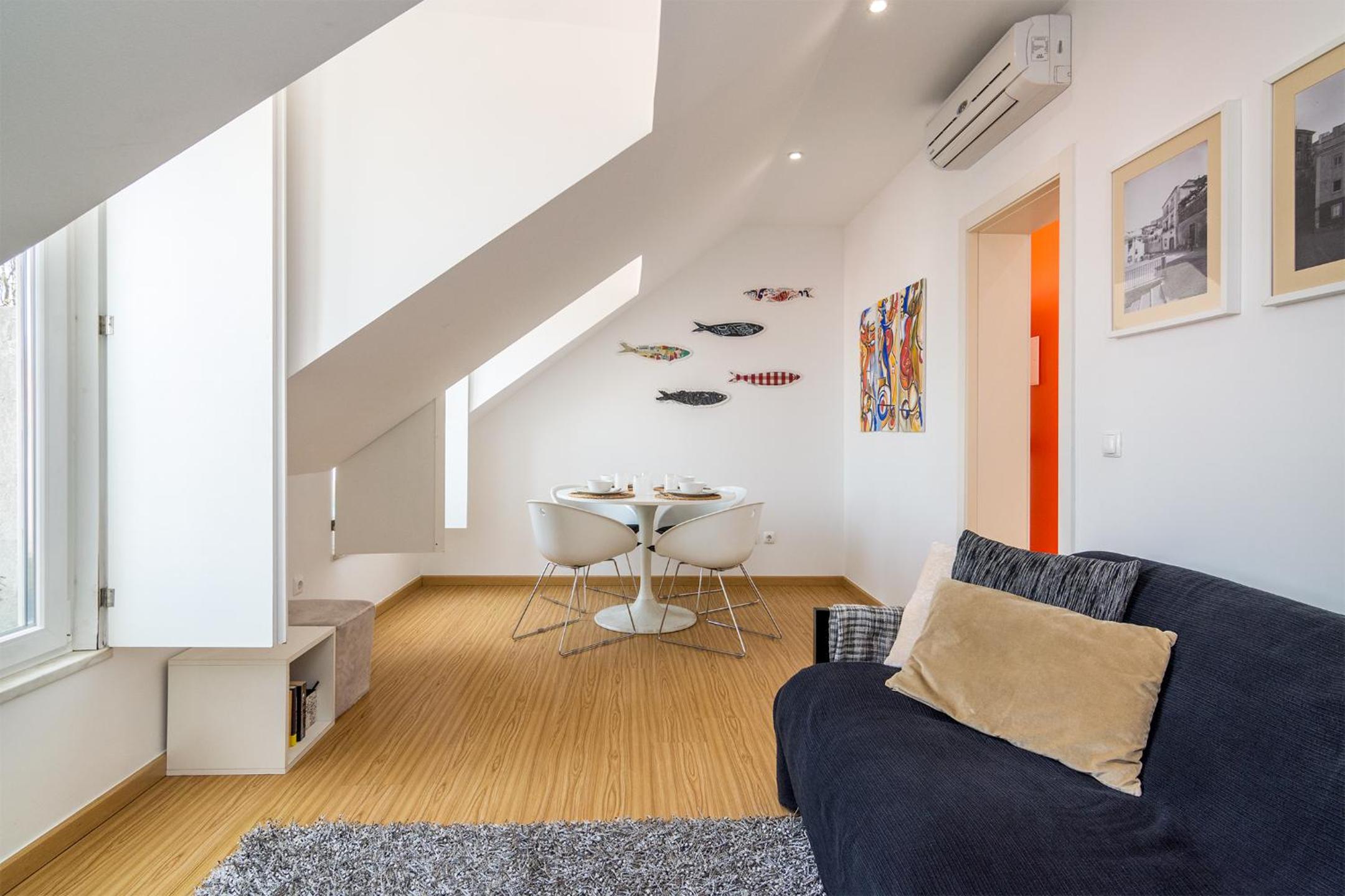 WHome Trigueiros Downtown 1-Bed w/AC in Top Location view 4