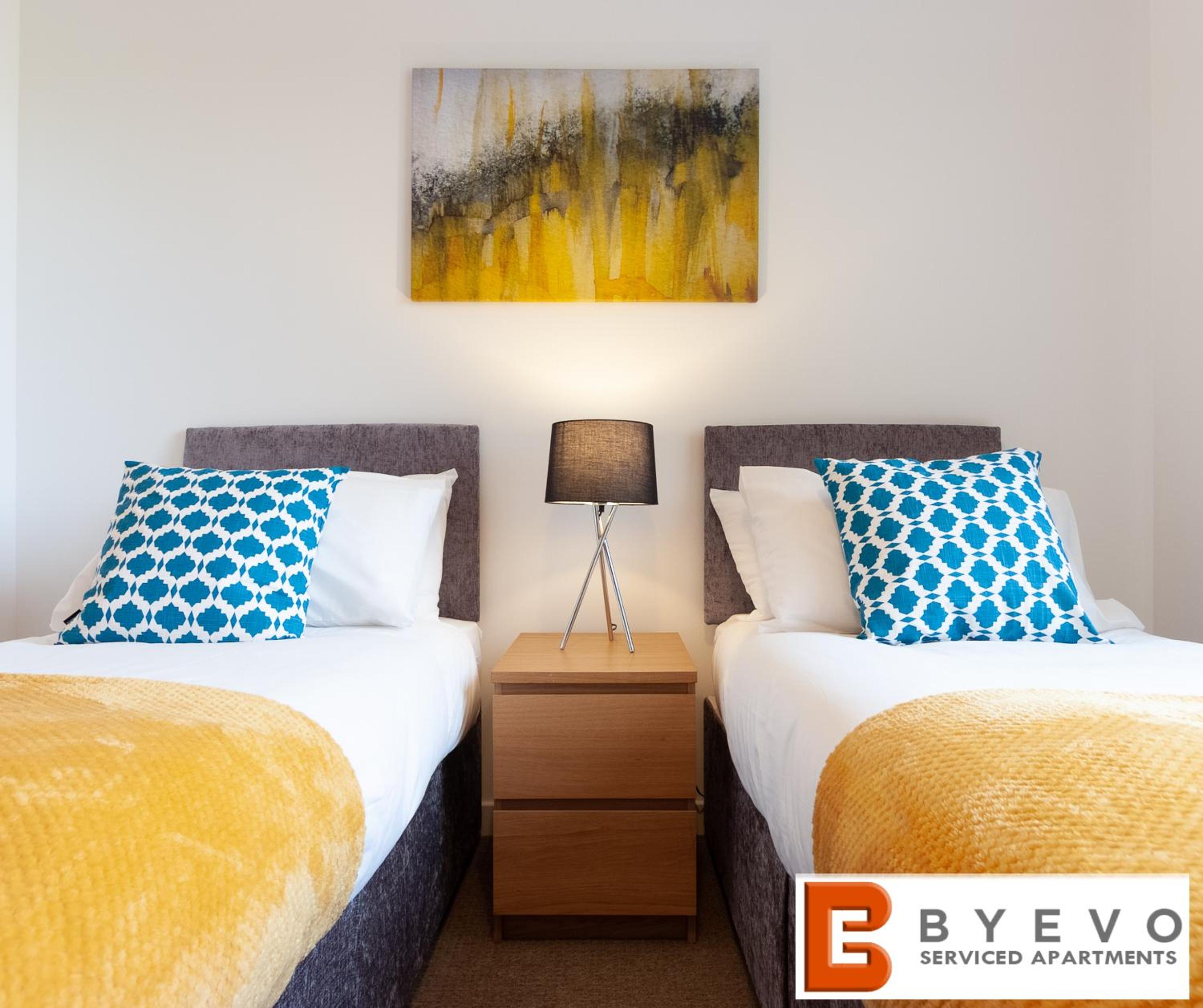 ByEvo 5 Brabloch - Close to GLA - Perfect Getaway or Working away from Home view 3