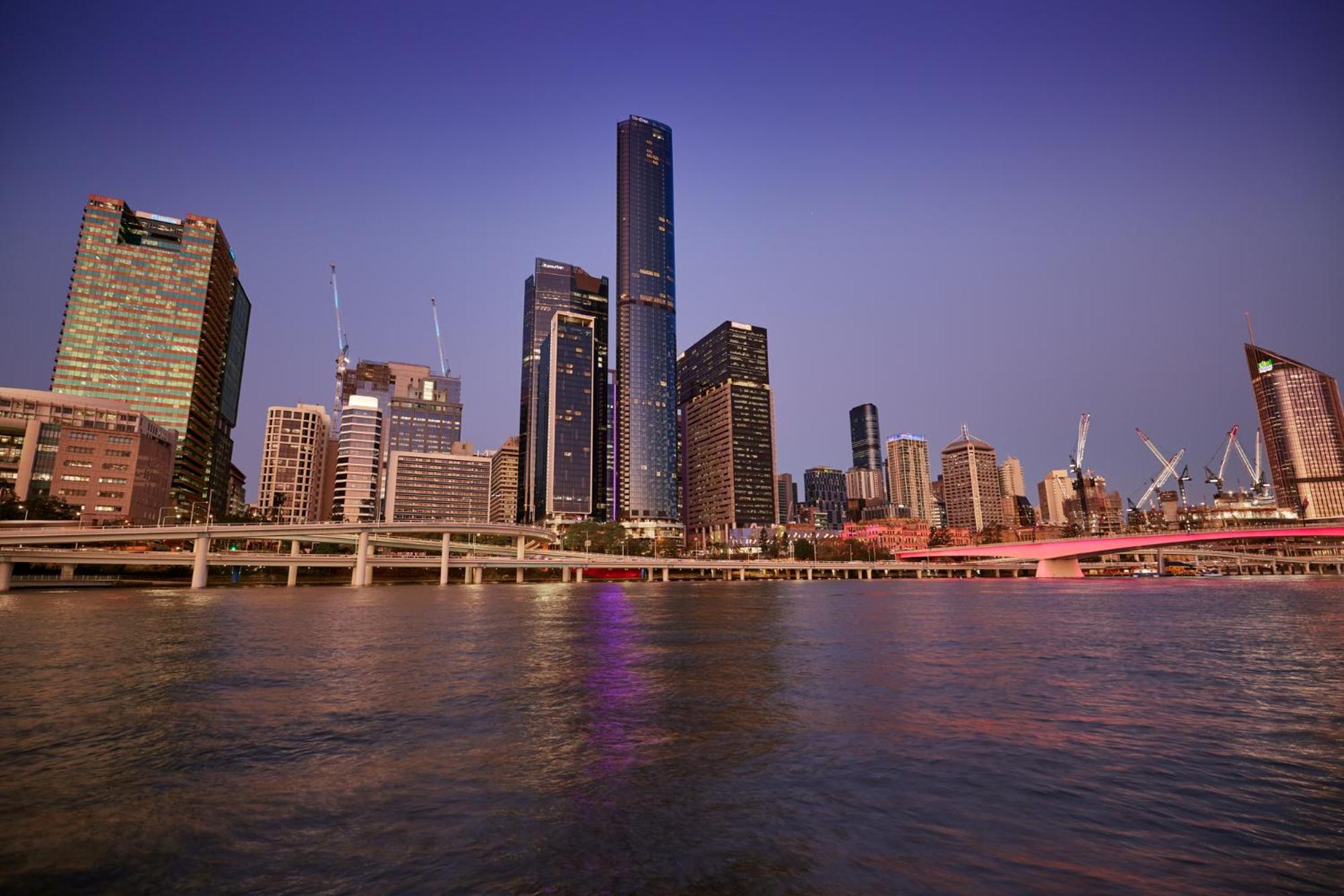 CBD Luxury River View 1Bed Apt The One