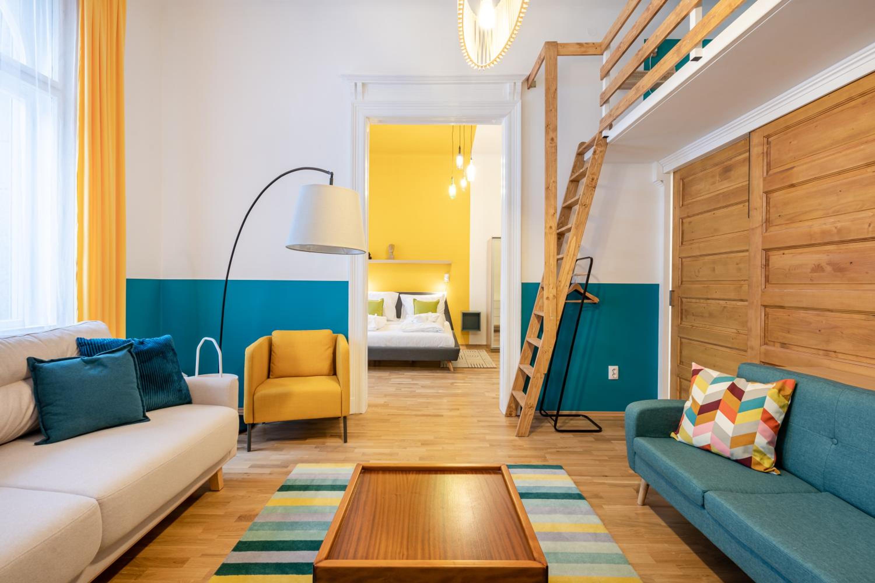 Live Star Apartment view 3