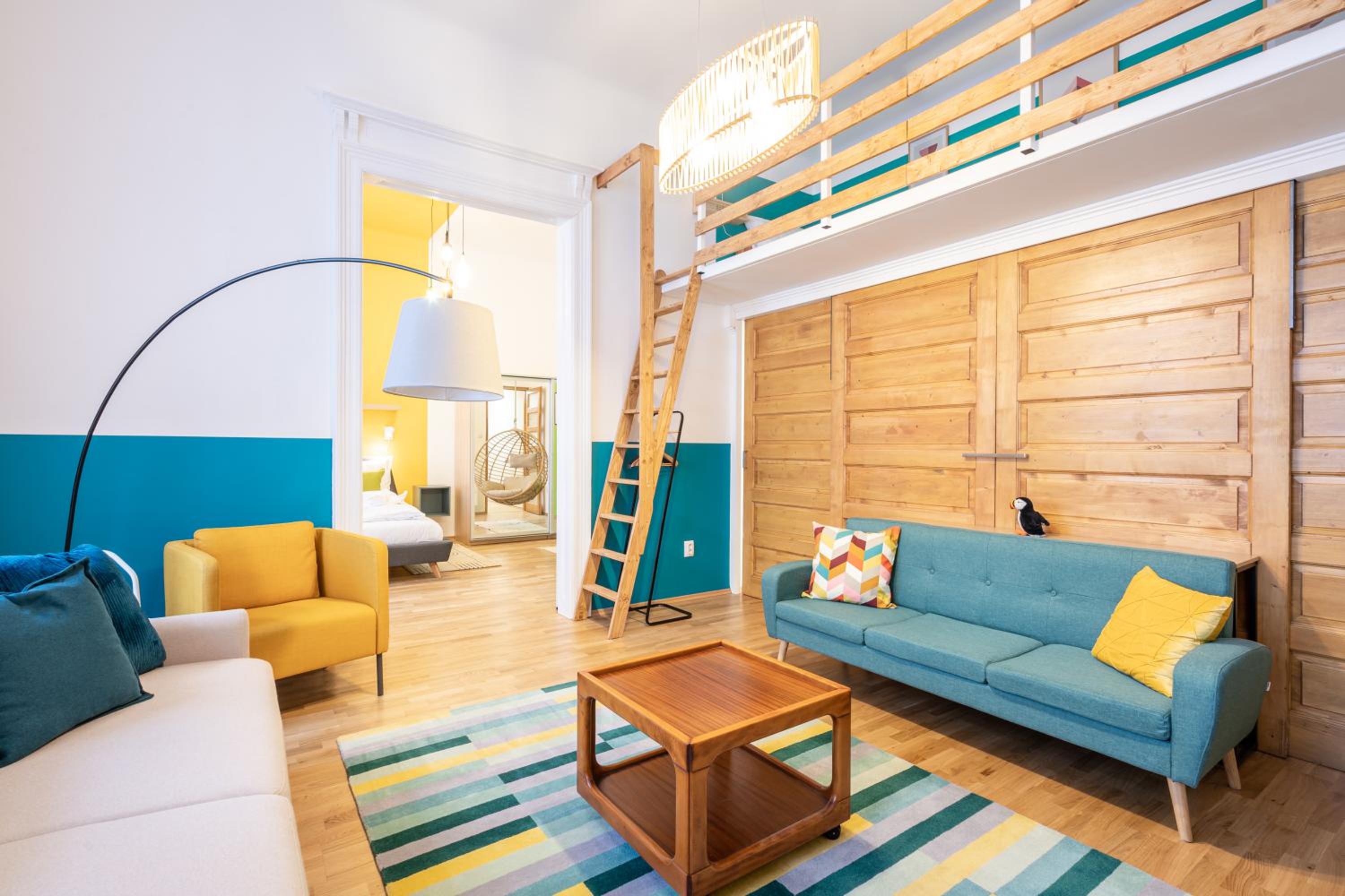Live Star Apartment view 4