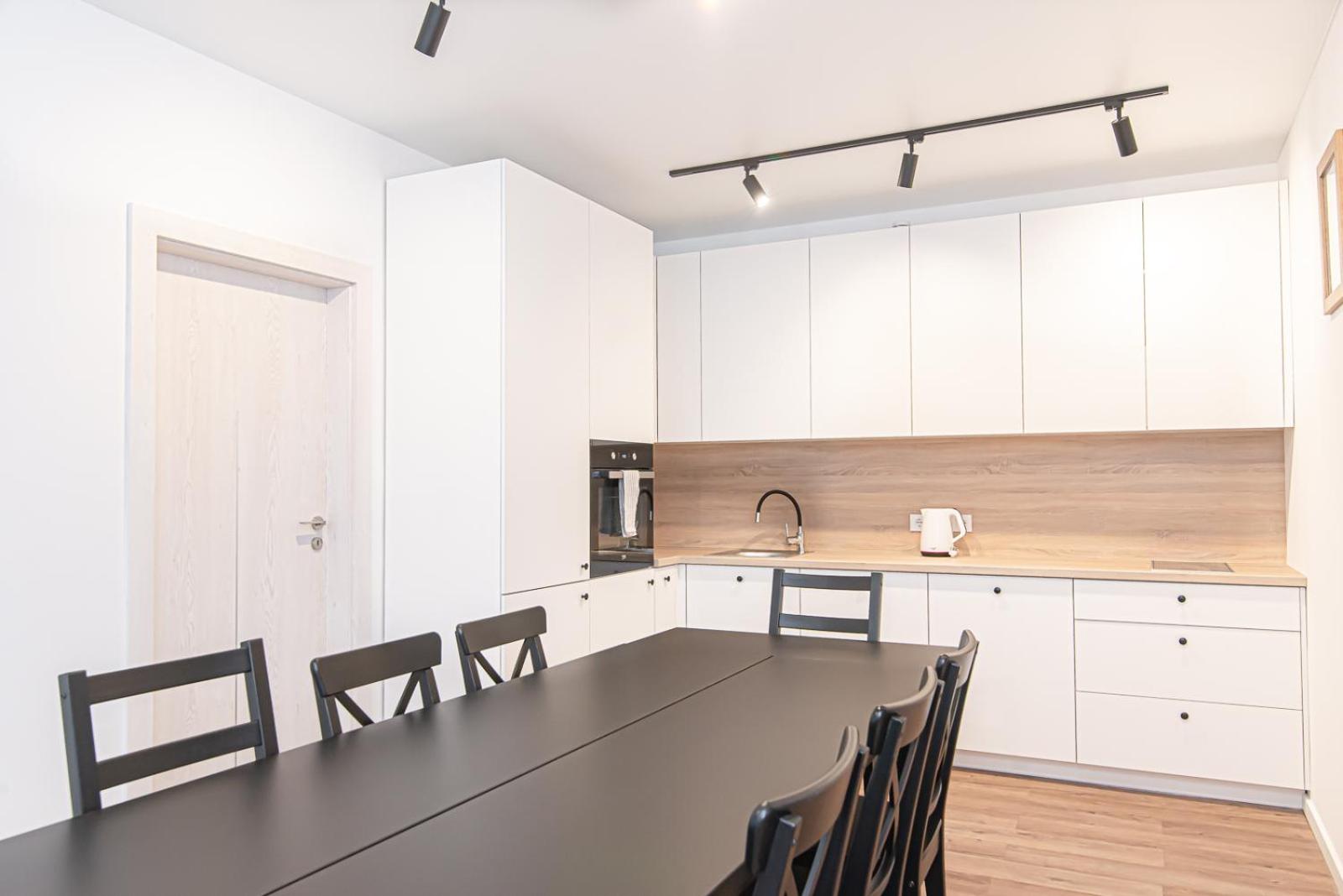Spacious 2-bedroom apartment in Vilnius Old Town by URBAN RENT view 3