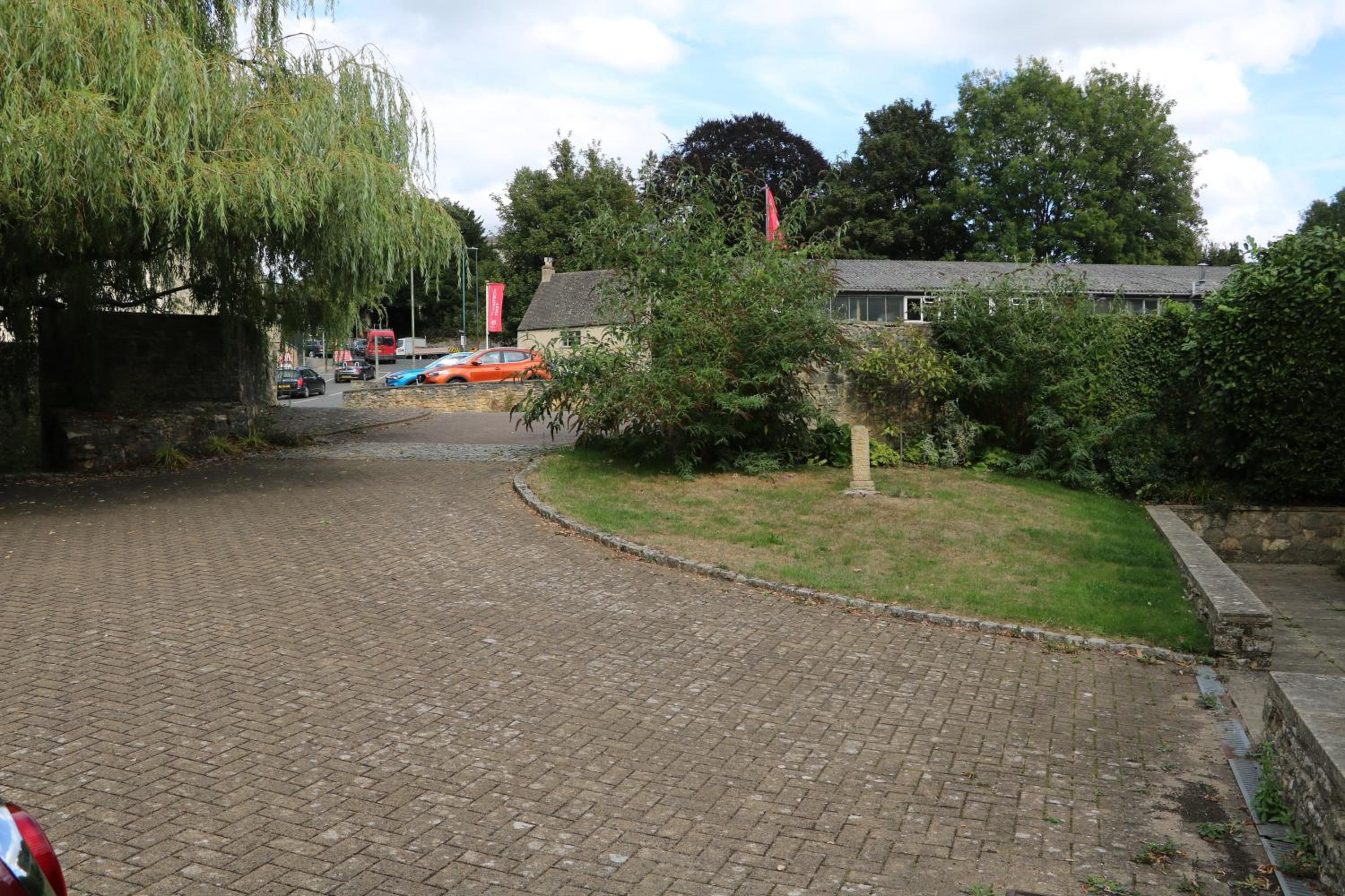 Flat 2 - The Old Mill - Bowbridge Lock - Stroud view 3