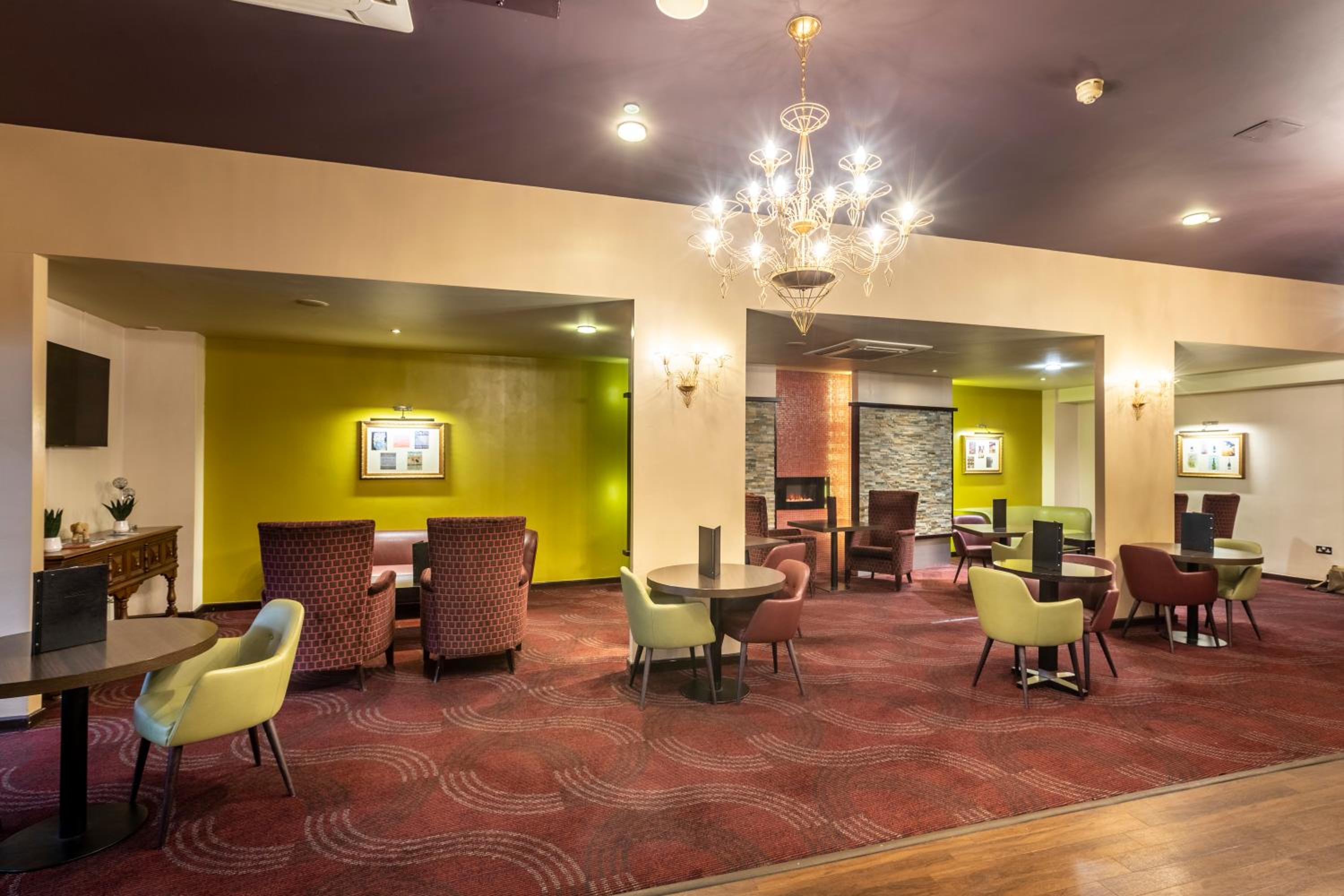 Gloucester Vacations - Gloucester Robinswood Hotel, BW Signature Collection - Property Image 11