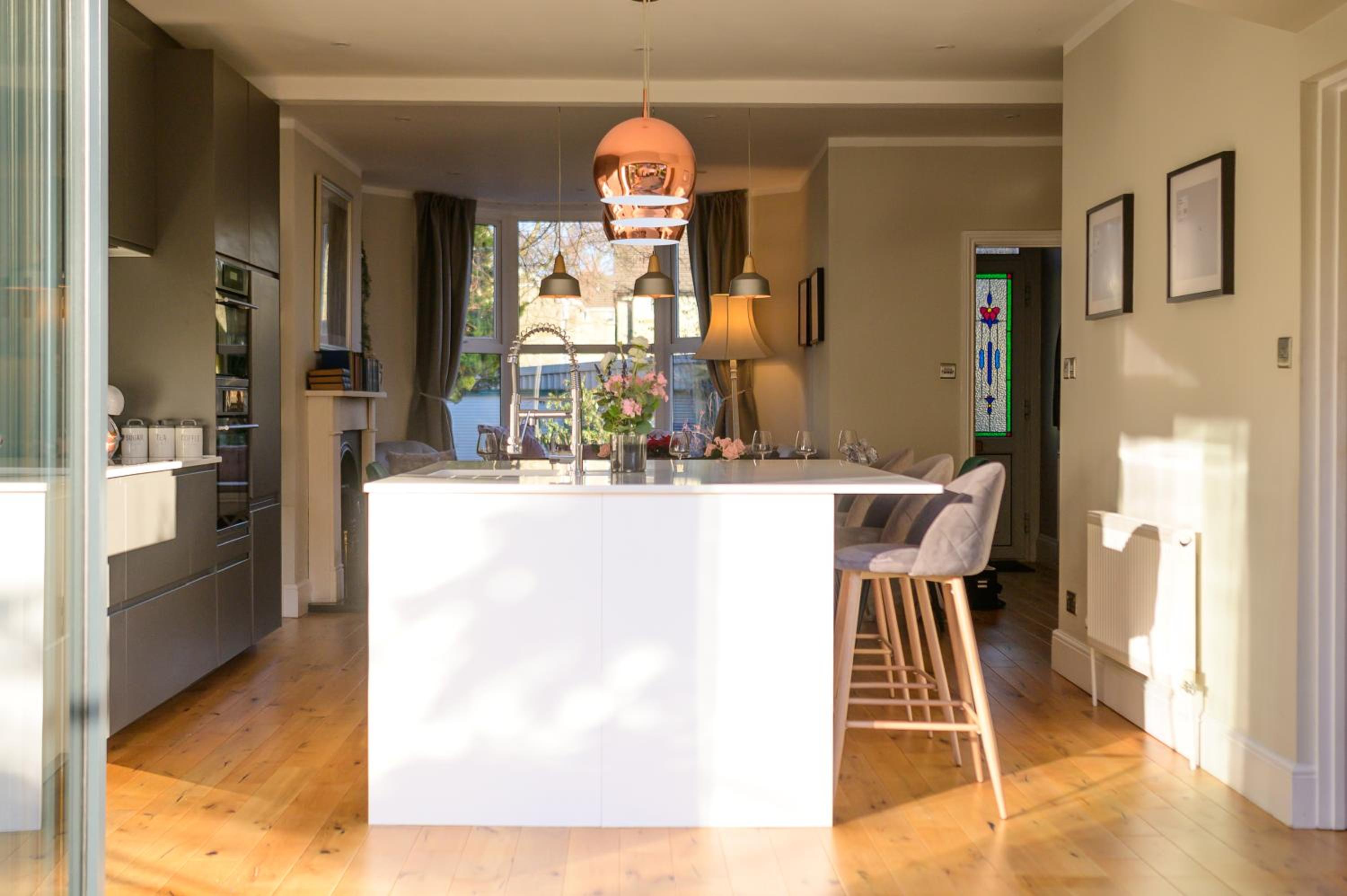 Luxurious Tranquil Four Bedroom Retreat in Buxton