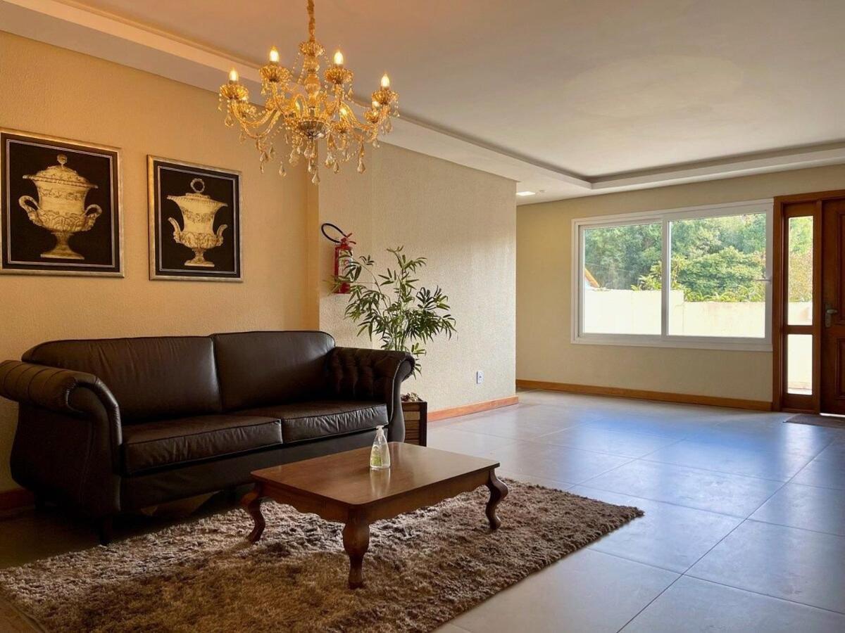 Apartamentos VENTURA a 5 min do CENTRO by Achei Gramado