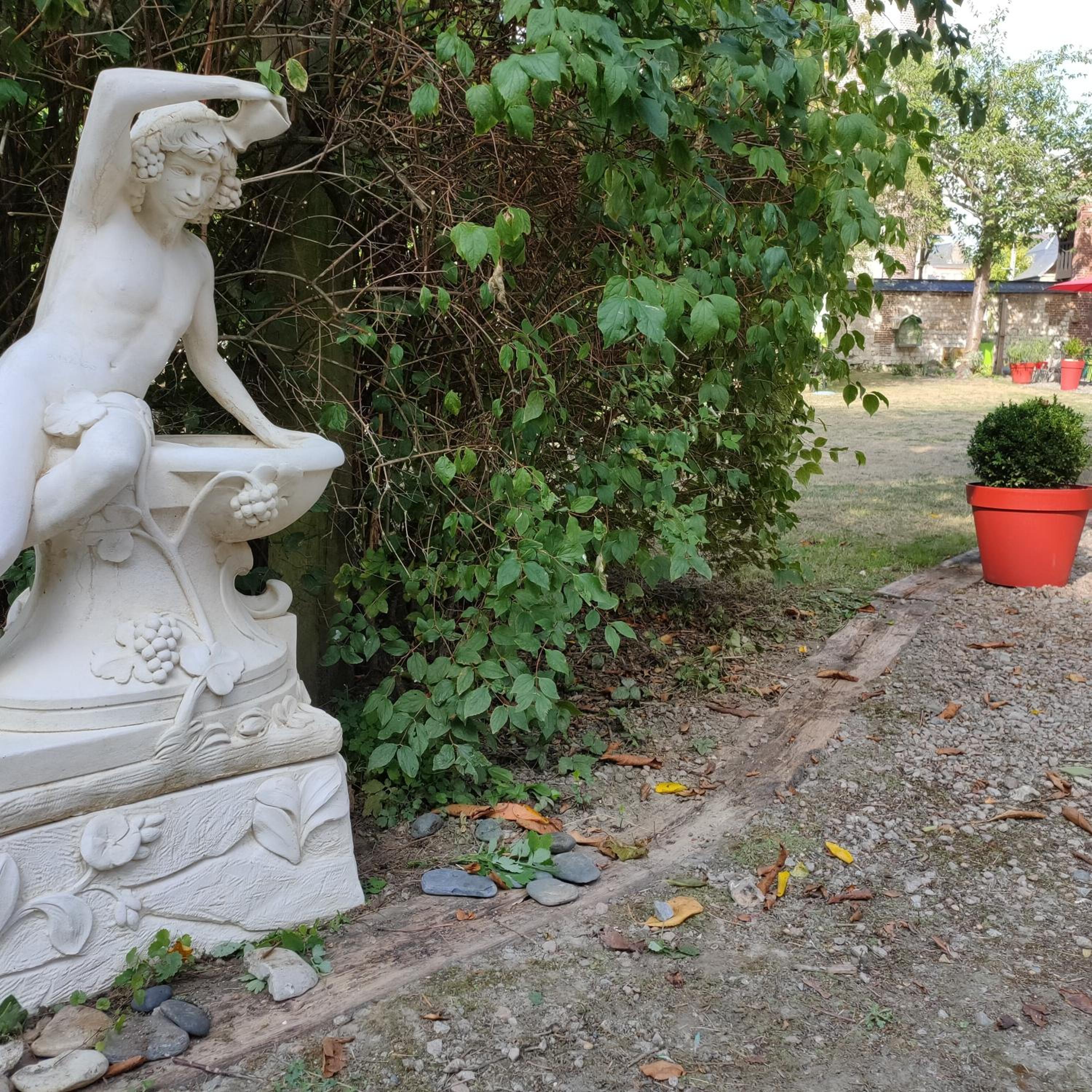 Photo 10