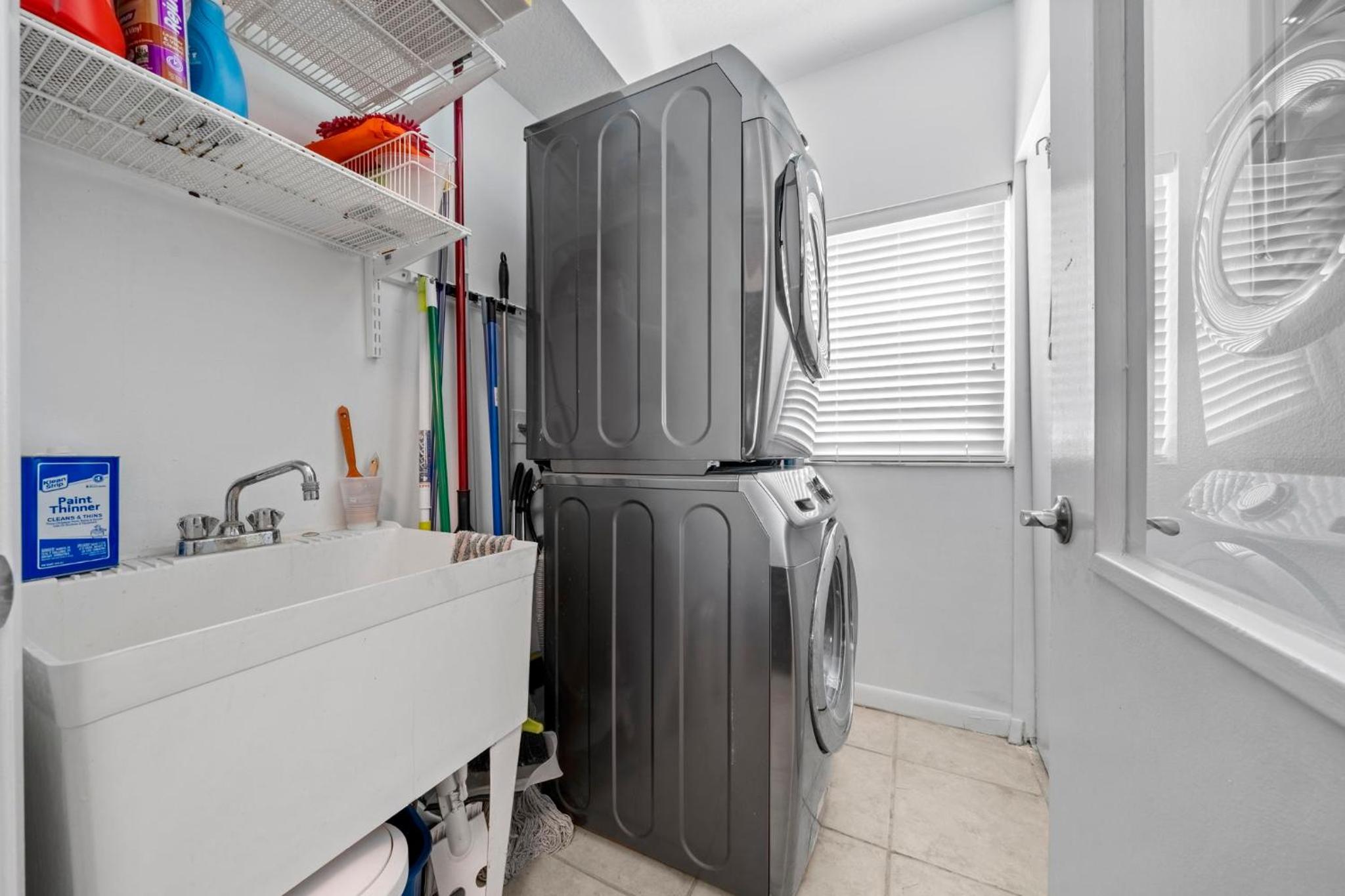 Waterfront Luxury 2-Bedroom Condo Sunny Isles Beach