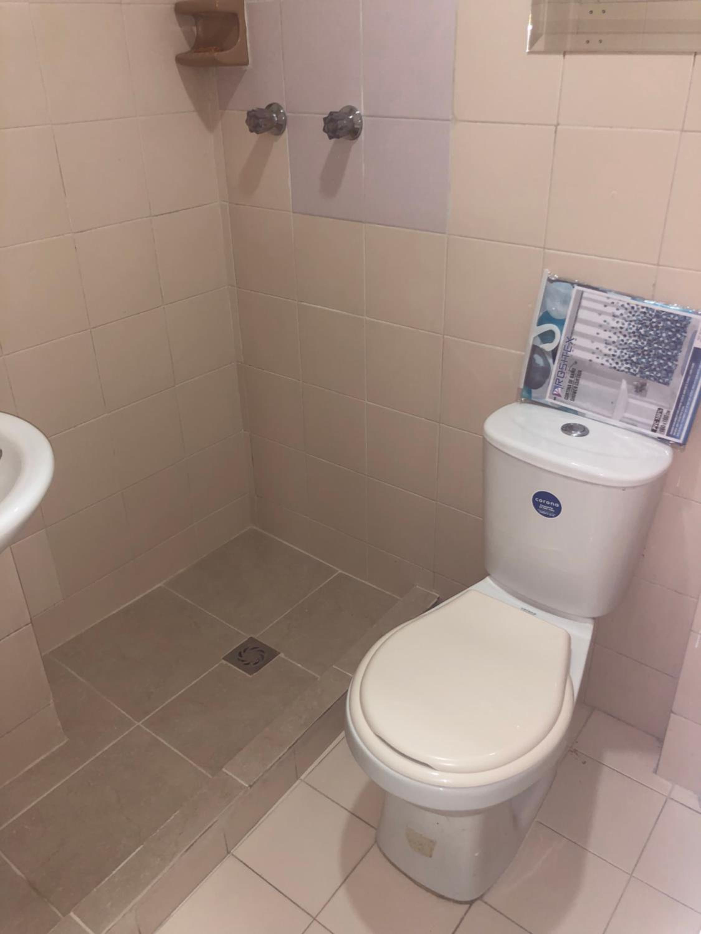 Apartamento cómodo en laureles, grande, céntrico ,bien ubicado Apto203