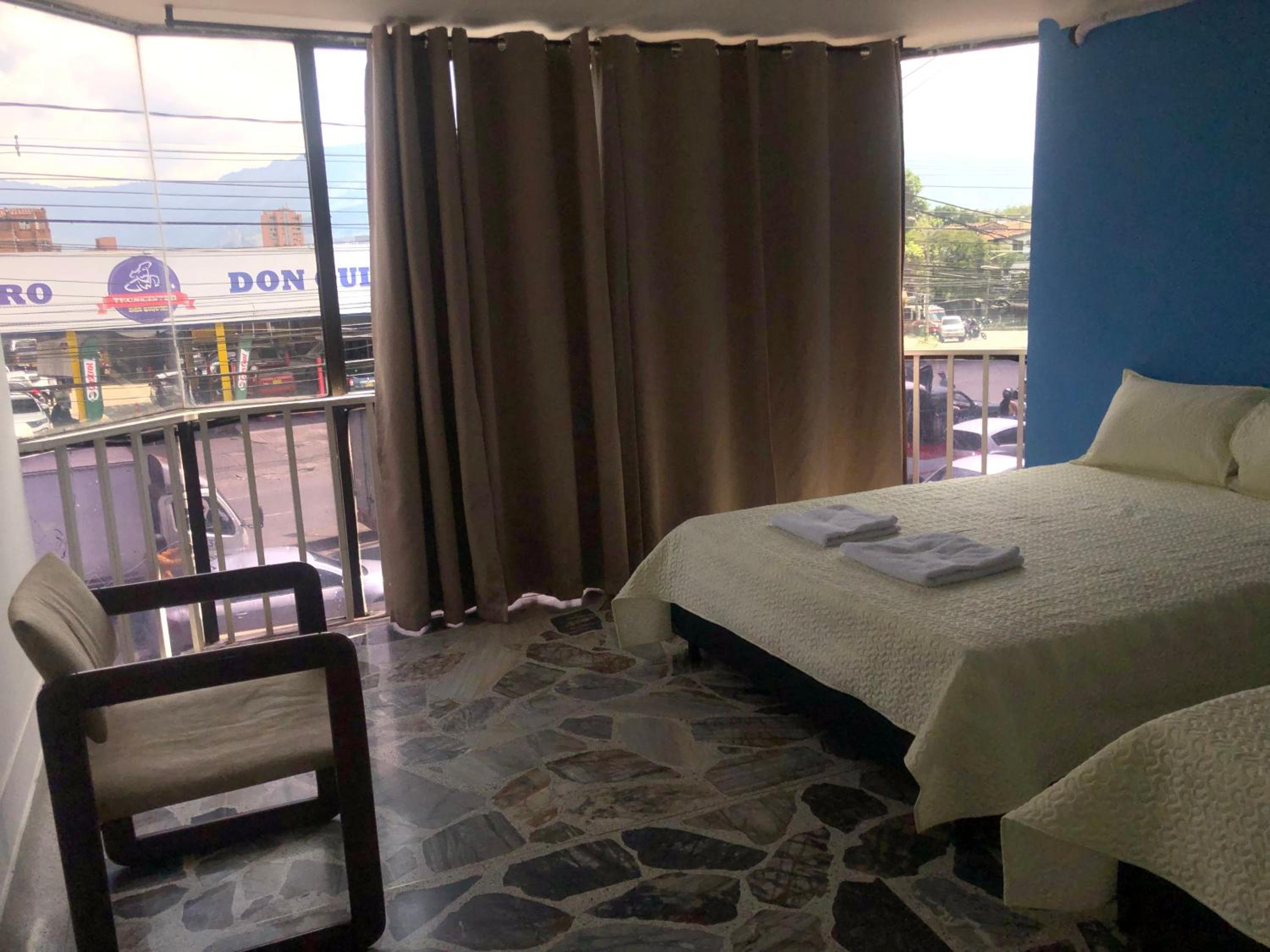 Apartamento cómodo en laureles, grande, céntrico ,bien ubicado Apto203