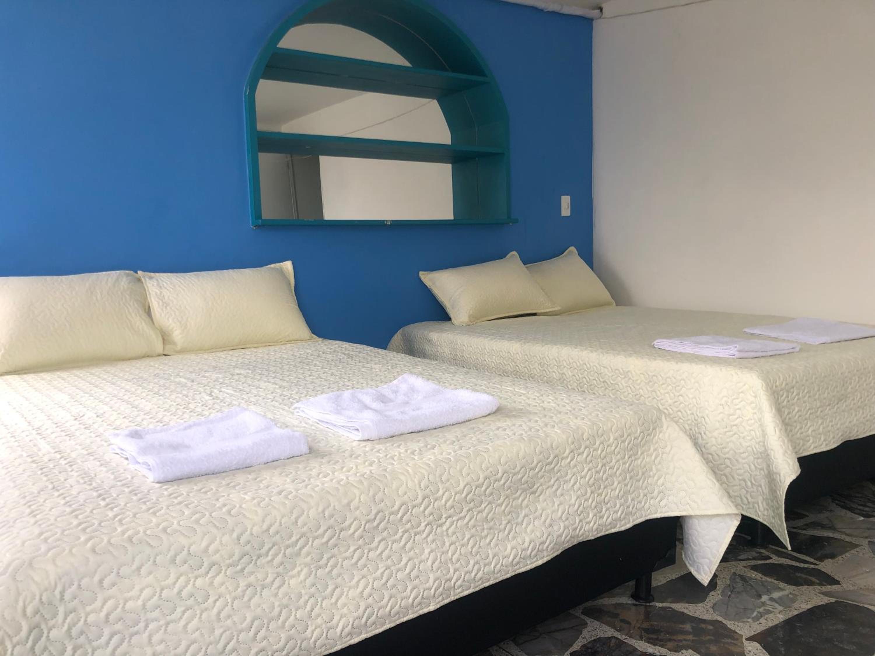 Apartamento cómodo en laureles, grande, céntrico ,bien ubicado Apto203