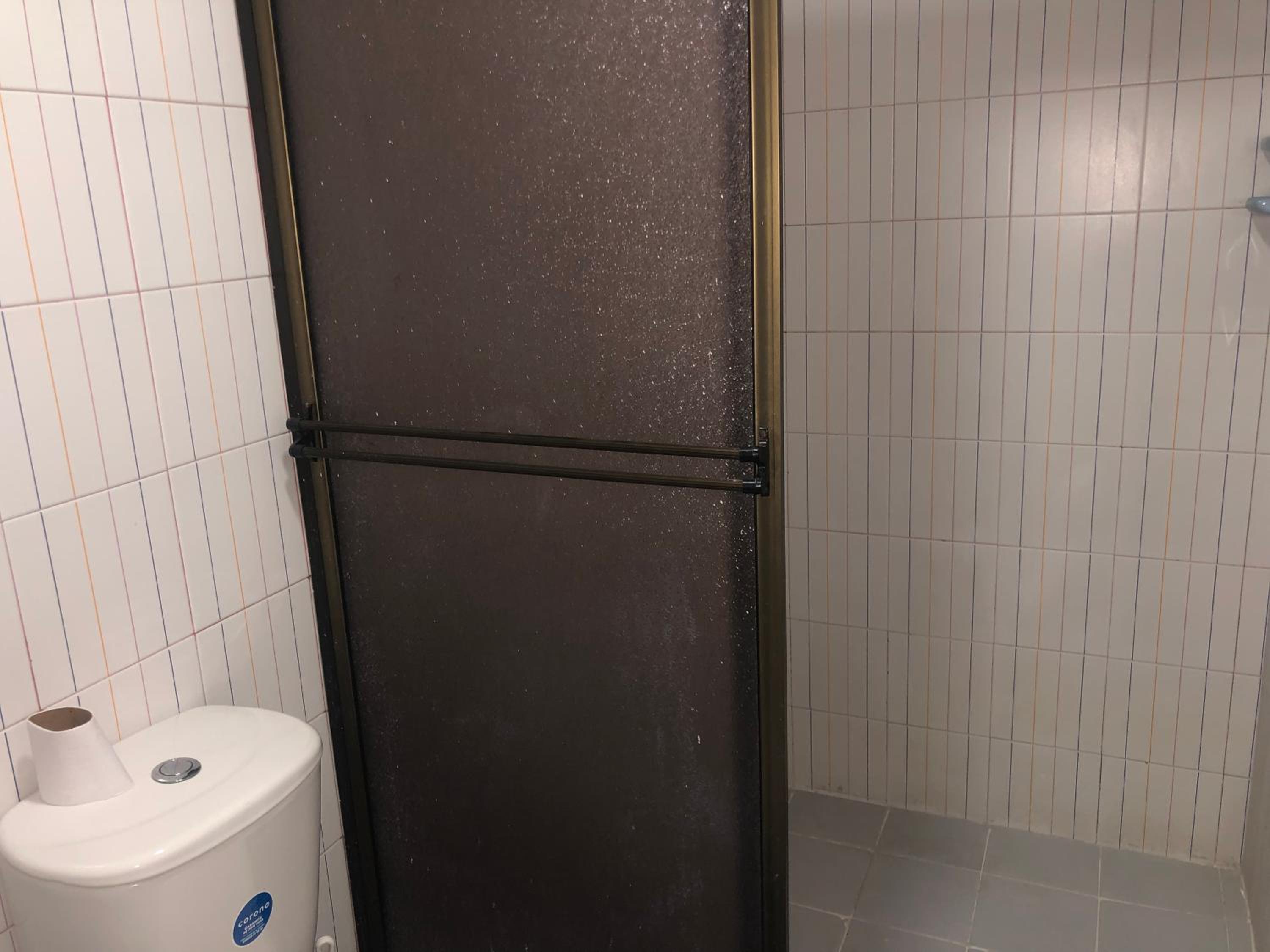 Apartamento cómodo en laureles, grande, céntrico ,bien ubicado Apto203