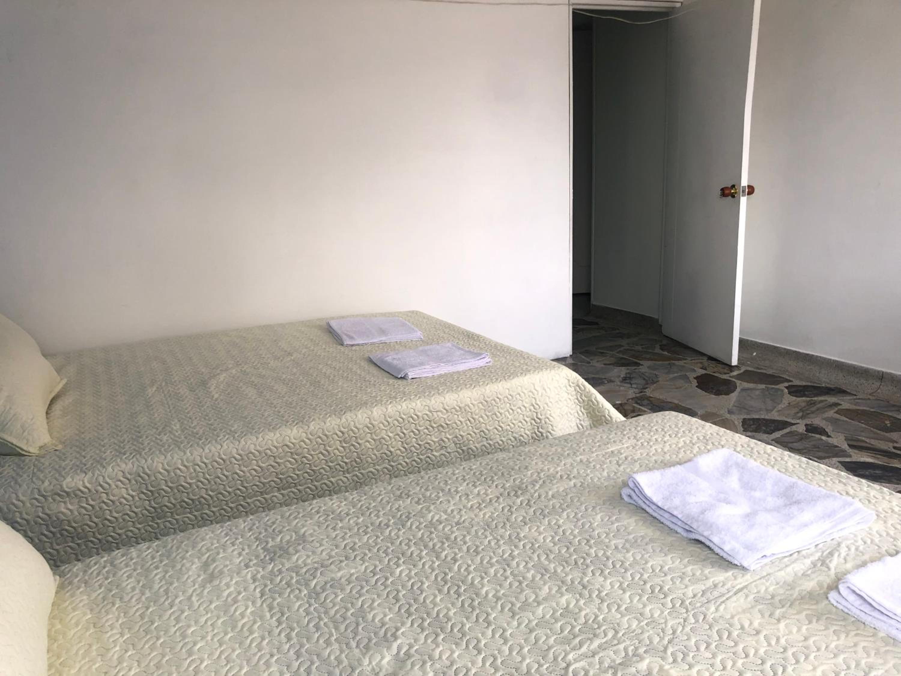 Apartamento cómodo en laureles, grande, céntrico ,bien ubicado Apto203