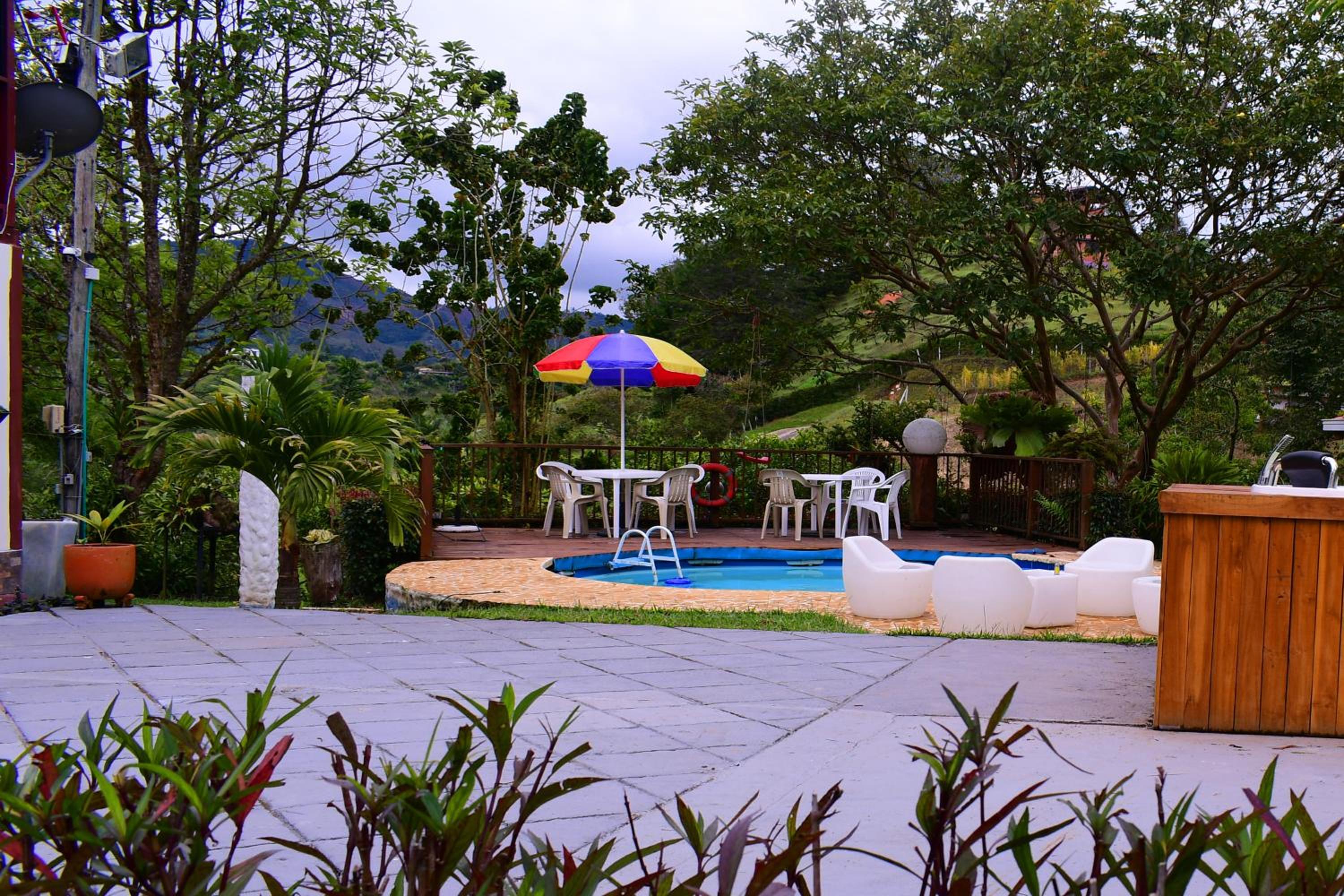 Finca en Guatapé a solo minutos de la piedra, con Jacuzzi & piscina