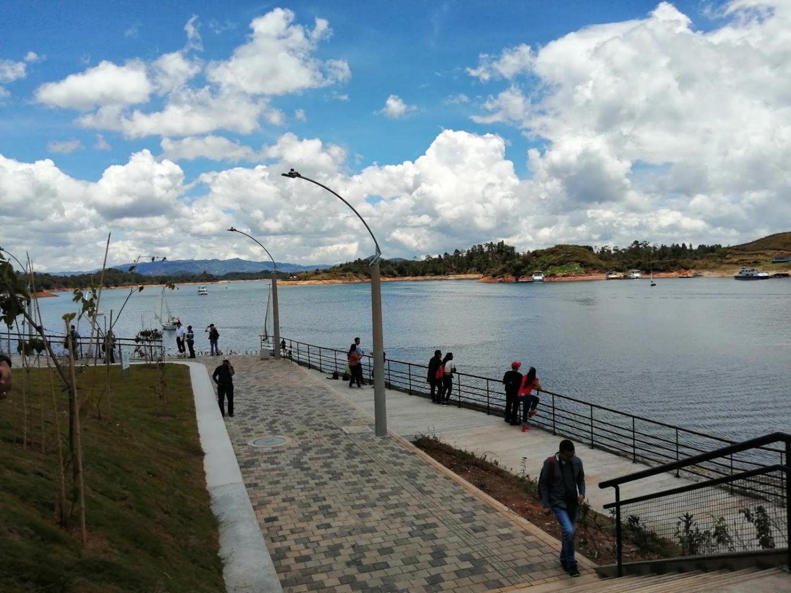 Finca en Guatapé a solo minutos de la piedra, con Jacuzzi & piscina