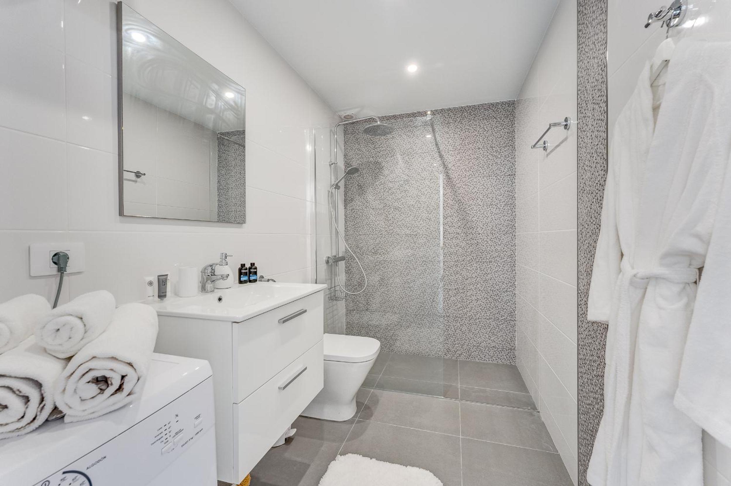BuenaVista Sunflower Apartment in Playa La Arena