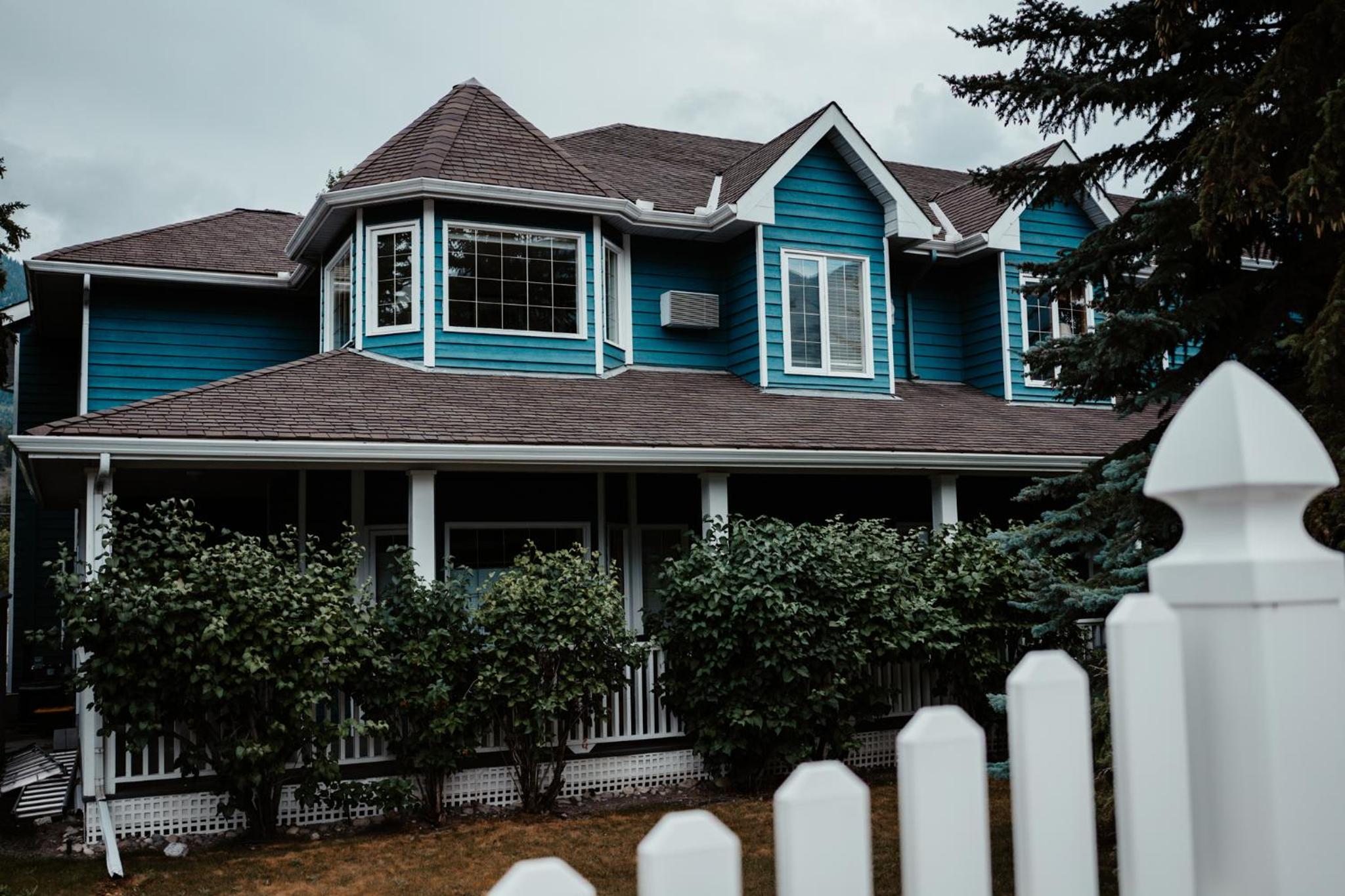 Hotel Lady MacDonald Country Inn - Image 1