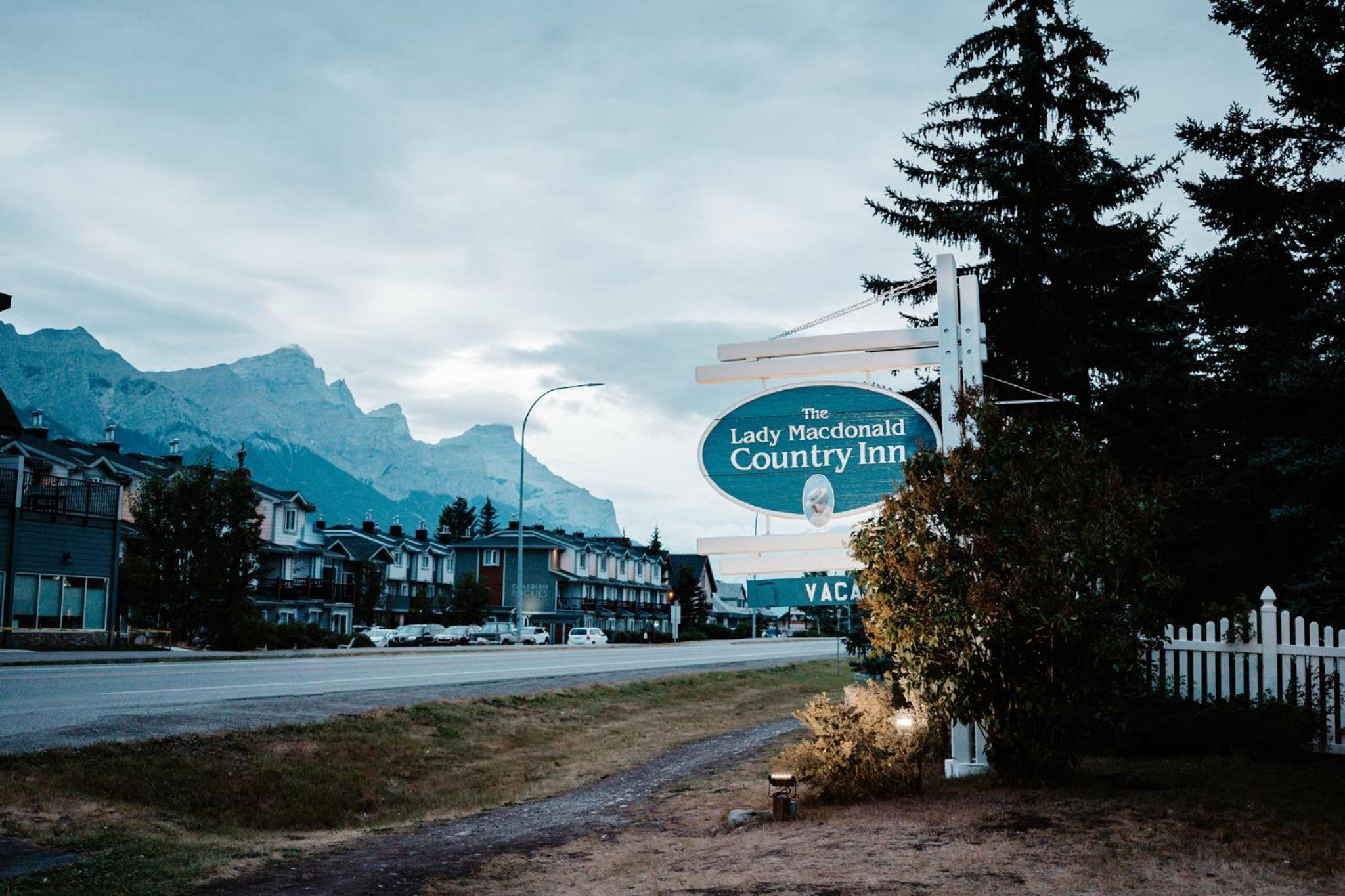 Lady MacDonald Country Inn