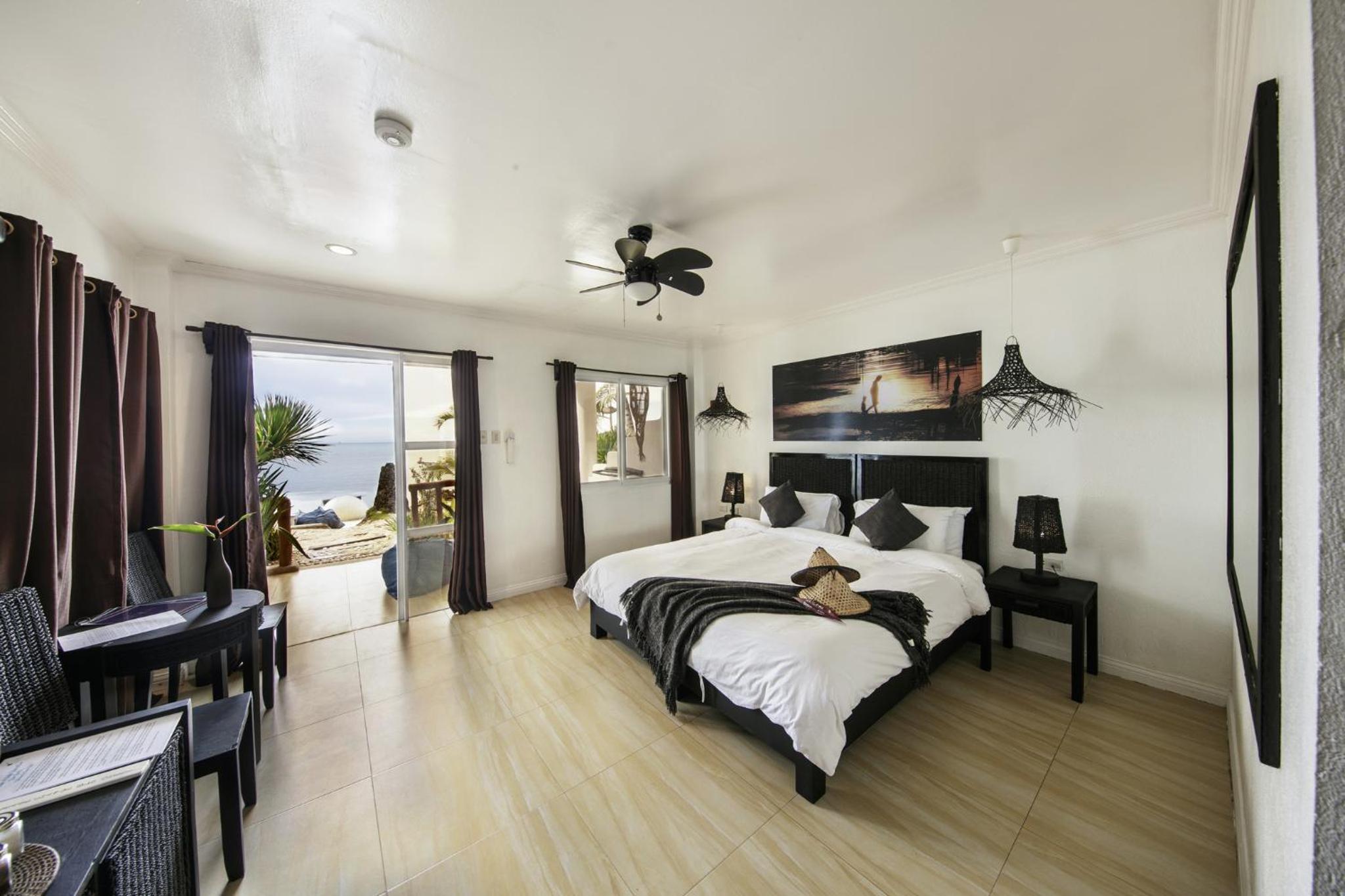 Ocean Vida Beach and Dive Resort 2