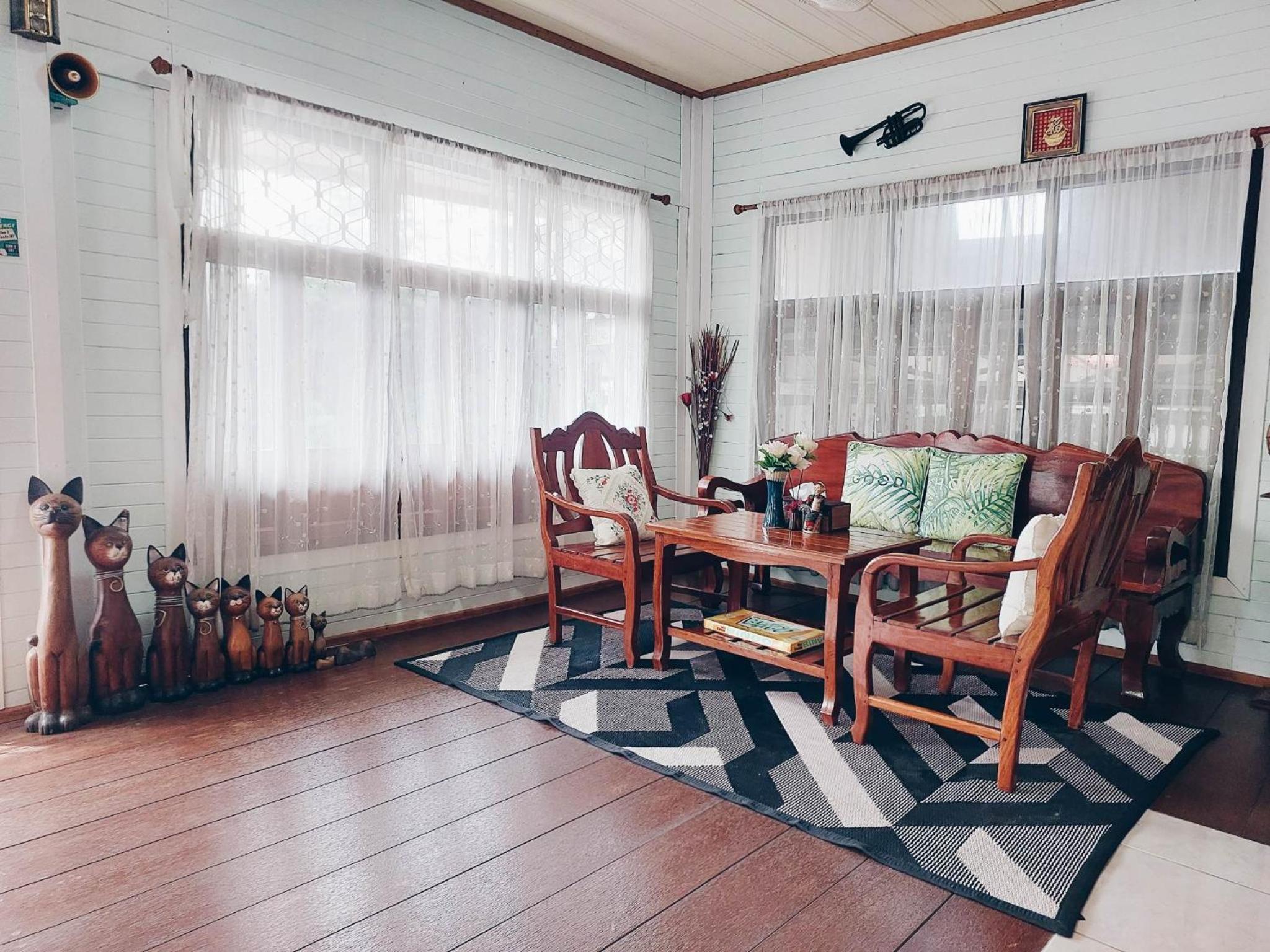 Green Riverside Homestay