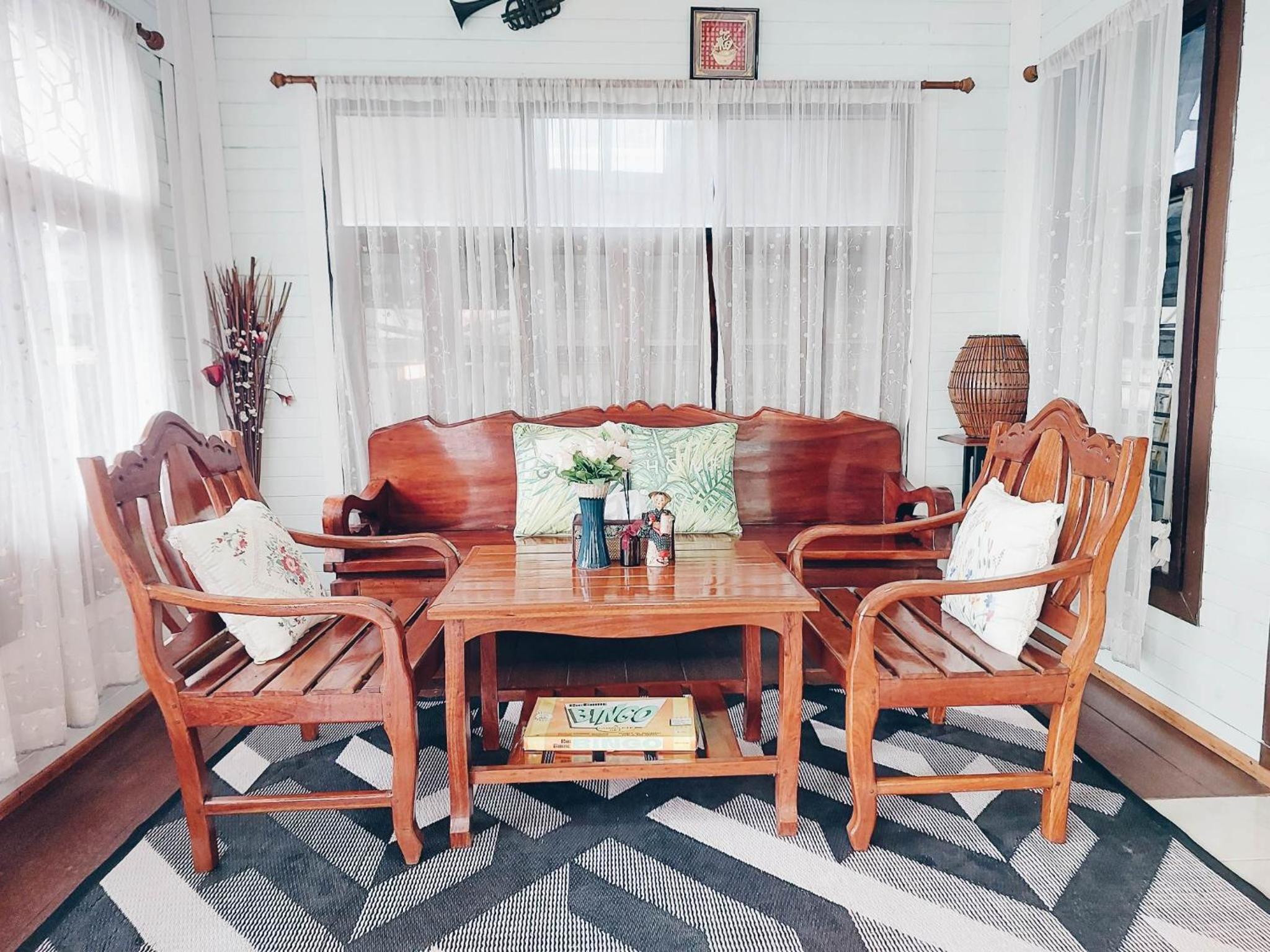 Green Riverside Homestay