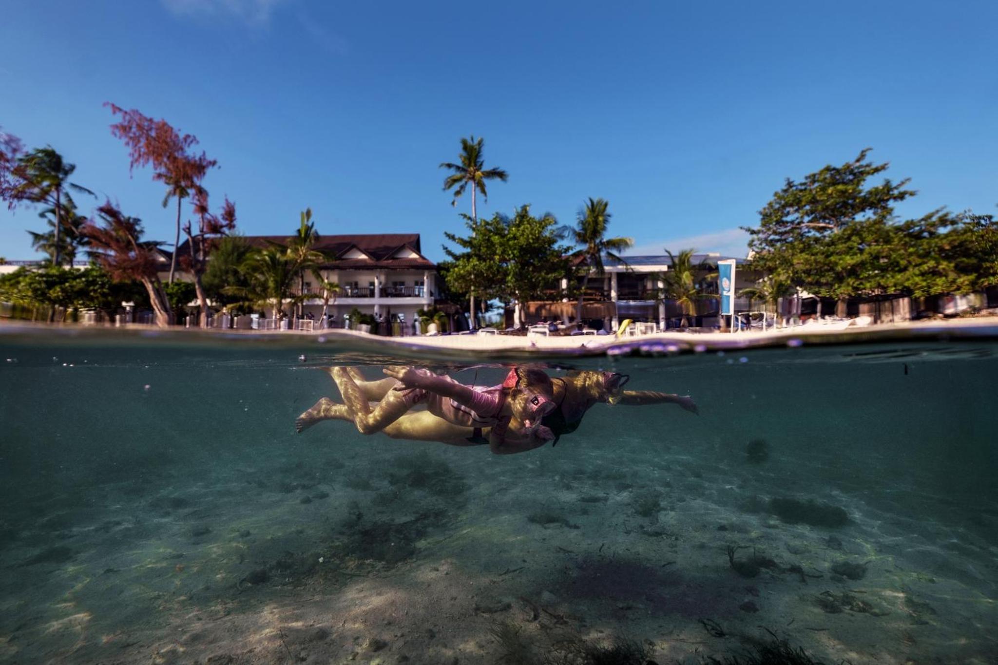 Ocean Vida Beach and Dive Resort 46
