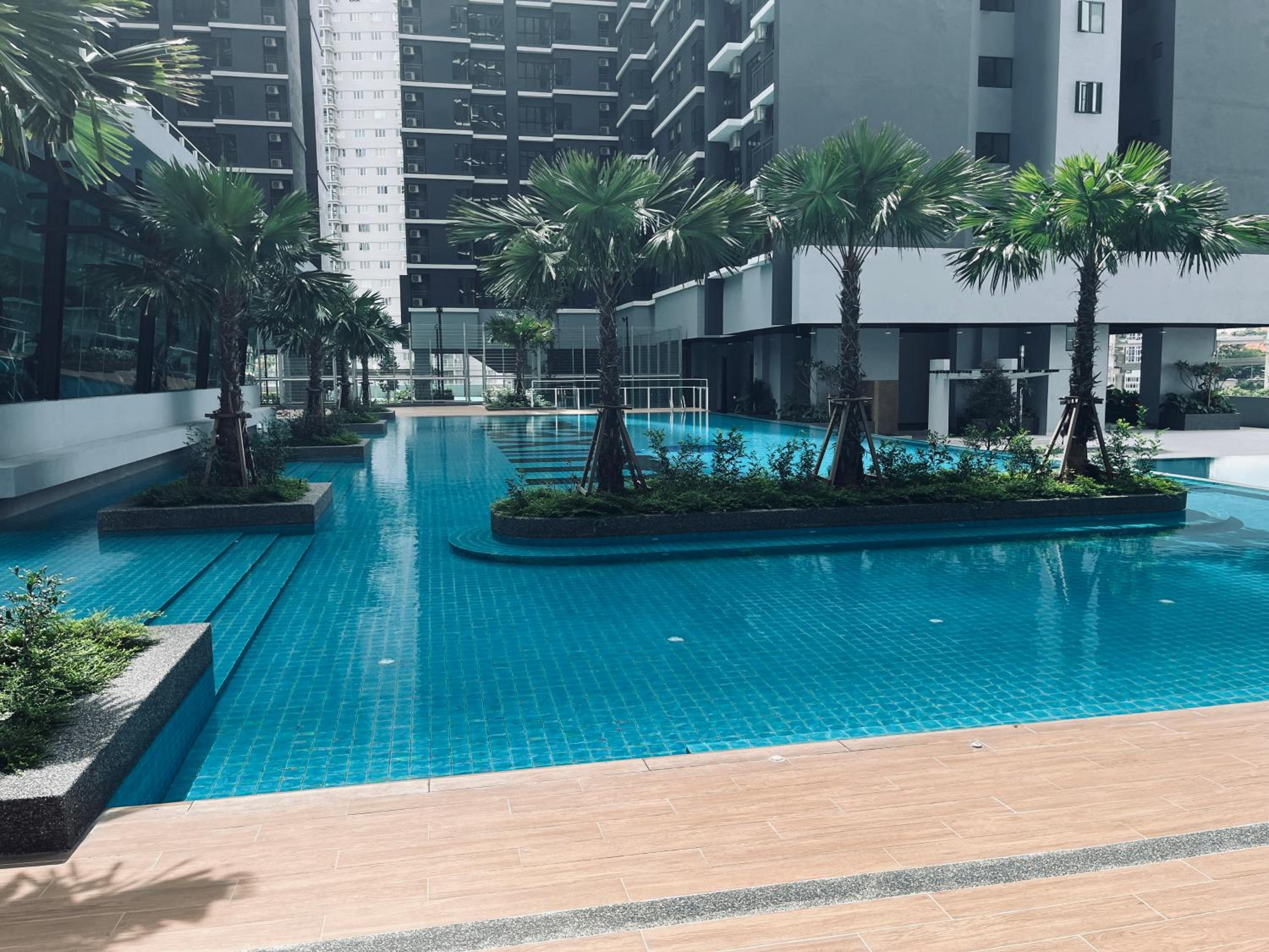 Maxim 2 bedrooms MRT station Cheras Kuala Lumpur HomeStay