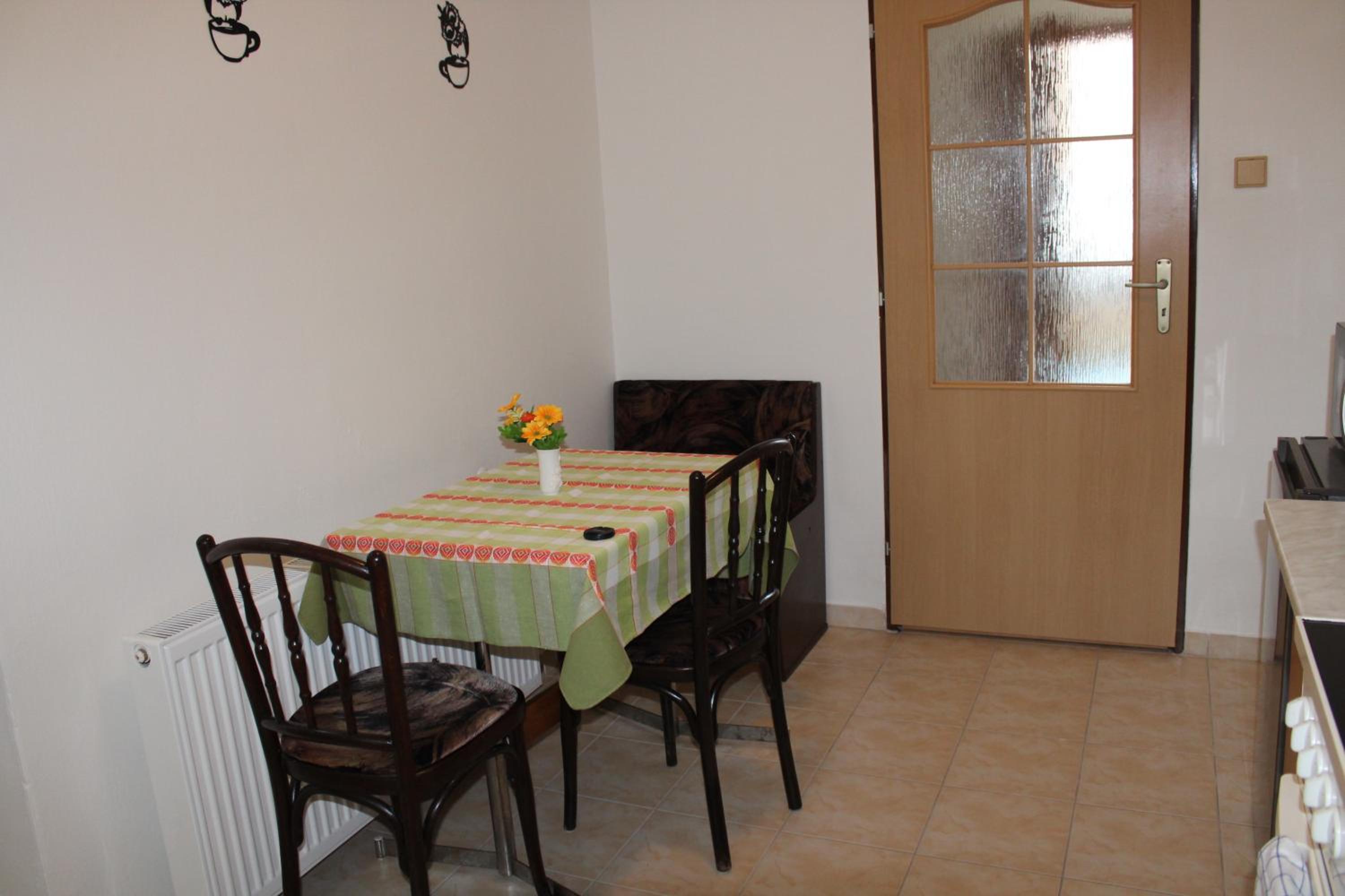 Apartmán Rapotín, Jesenická 296, 3km od Termálního parku Velké Losiny