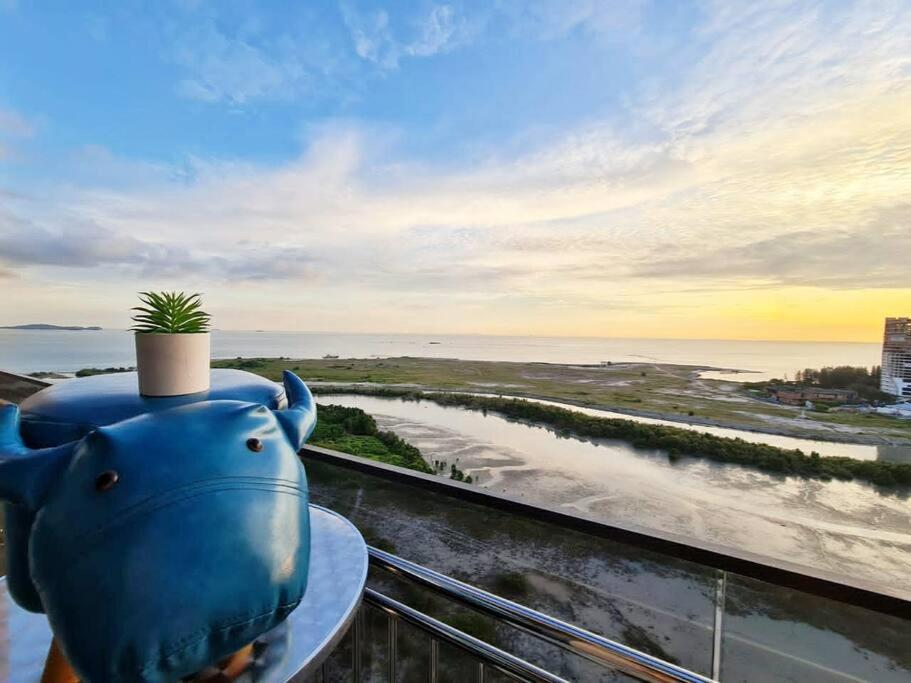 FullySeaView#2Bedrooms#Netflix#FreeParking#PrivateBathtub#RoomWithBalcony#ImperioResidence photo 1