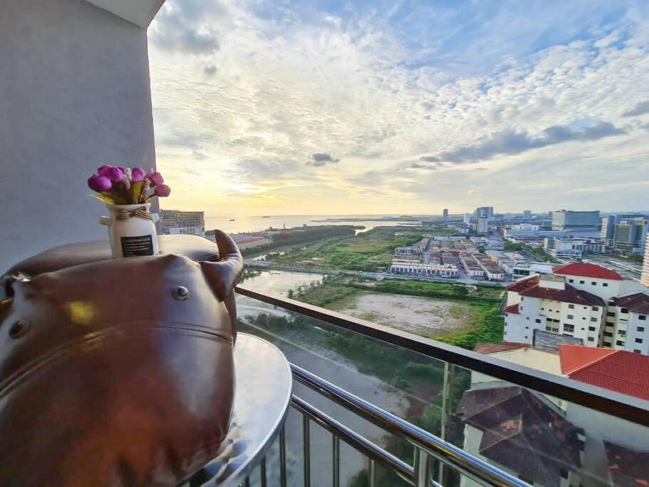 SweetLavenderLovely#SeaView#Privatebathtub#Netflix#FreeParking#OneHall&OneRoomWithBalconys#ImperioResidence
