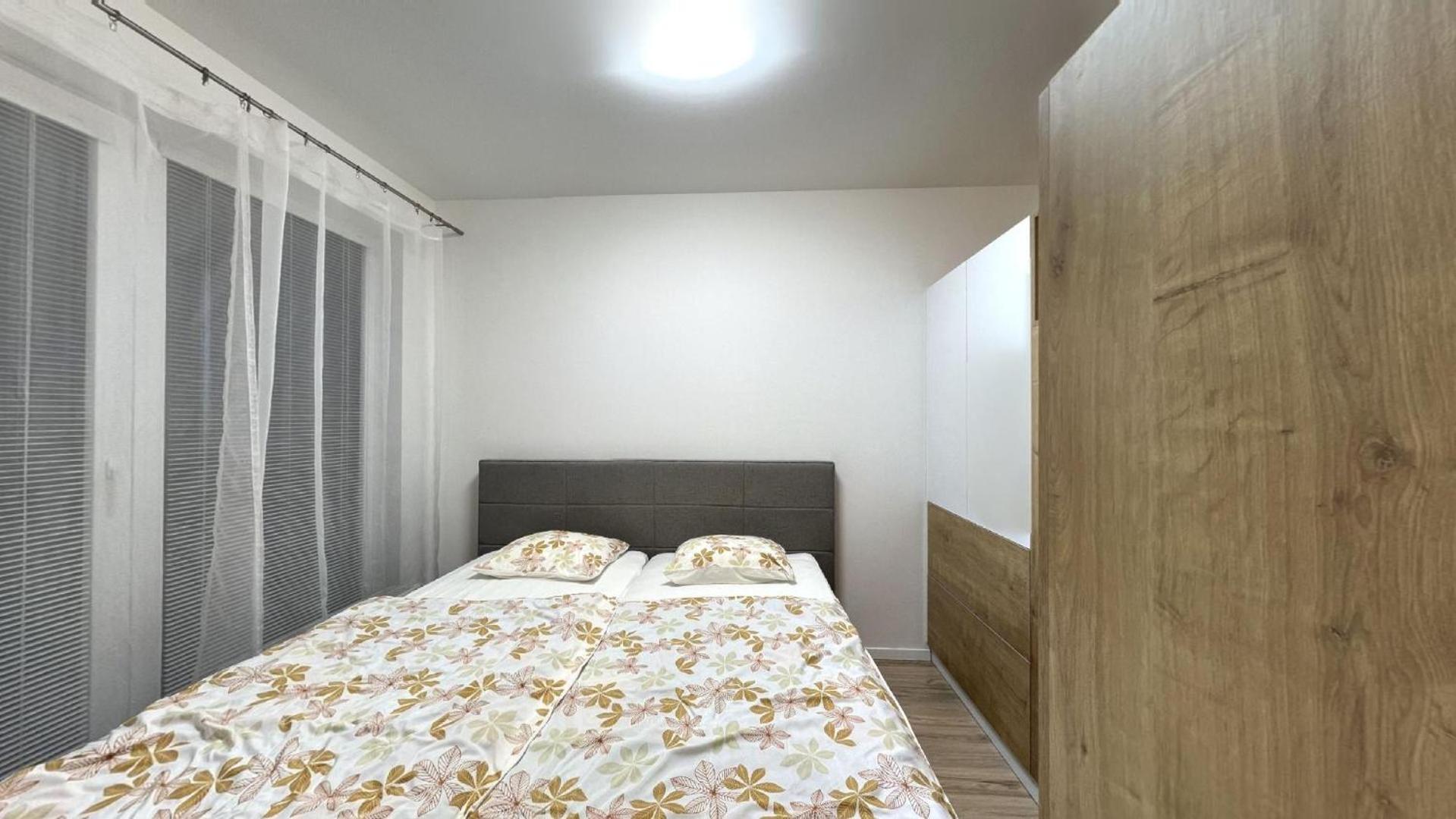 1 room Apartment with terrace, Petržalka view 5