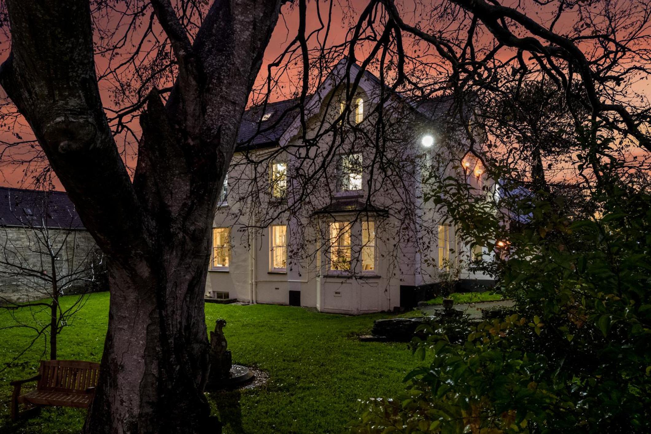 Caemorgan Mansion
