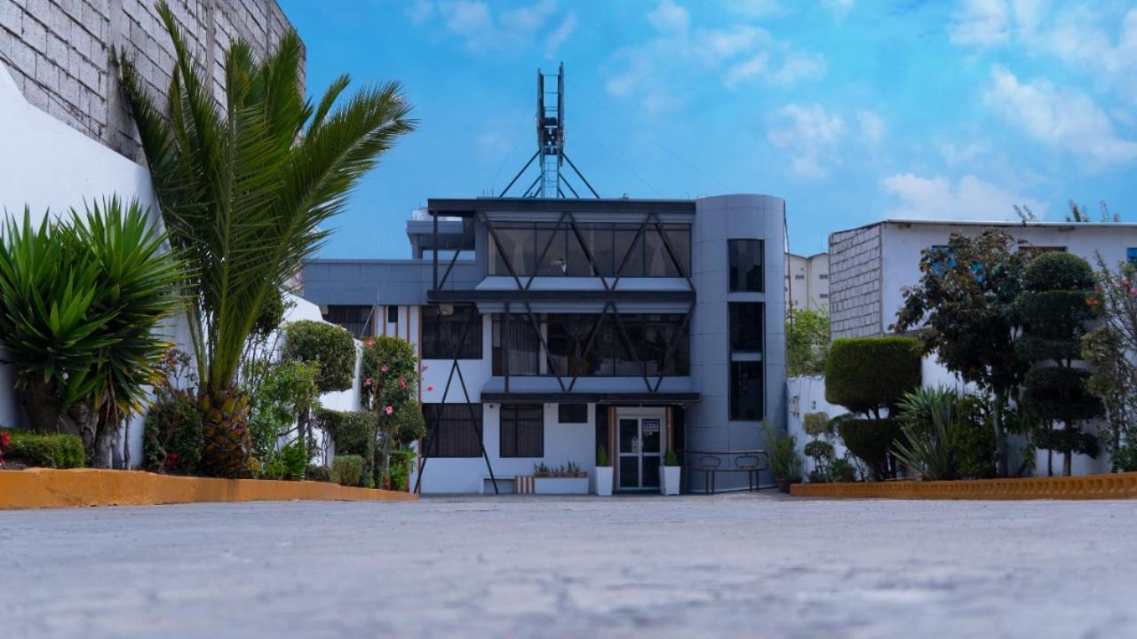 Hotel The BRONX HOTEL - Image 1