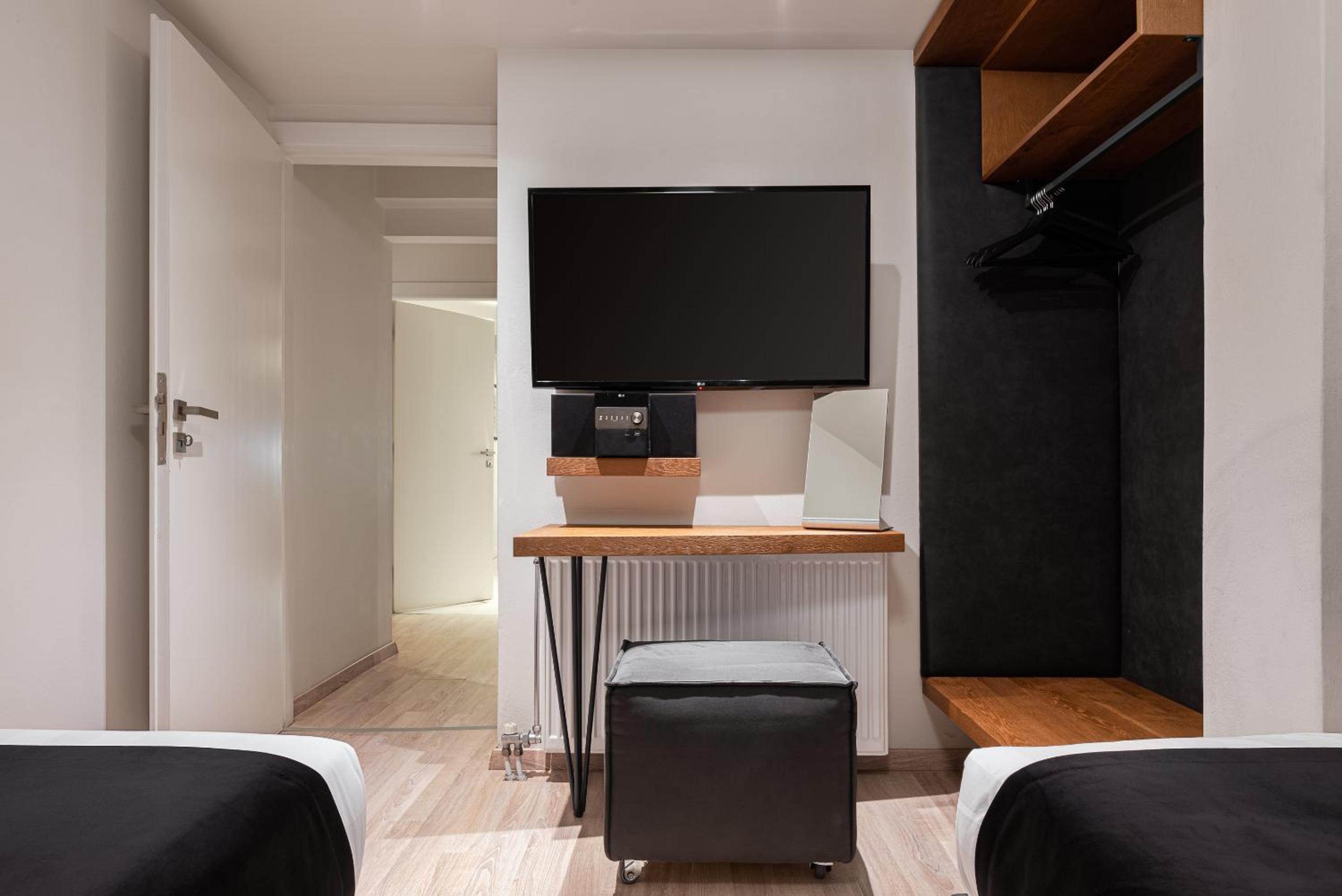 Acropolis Luxury Living