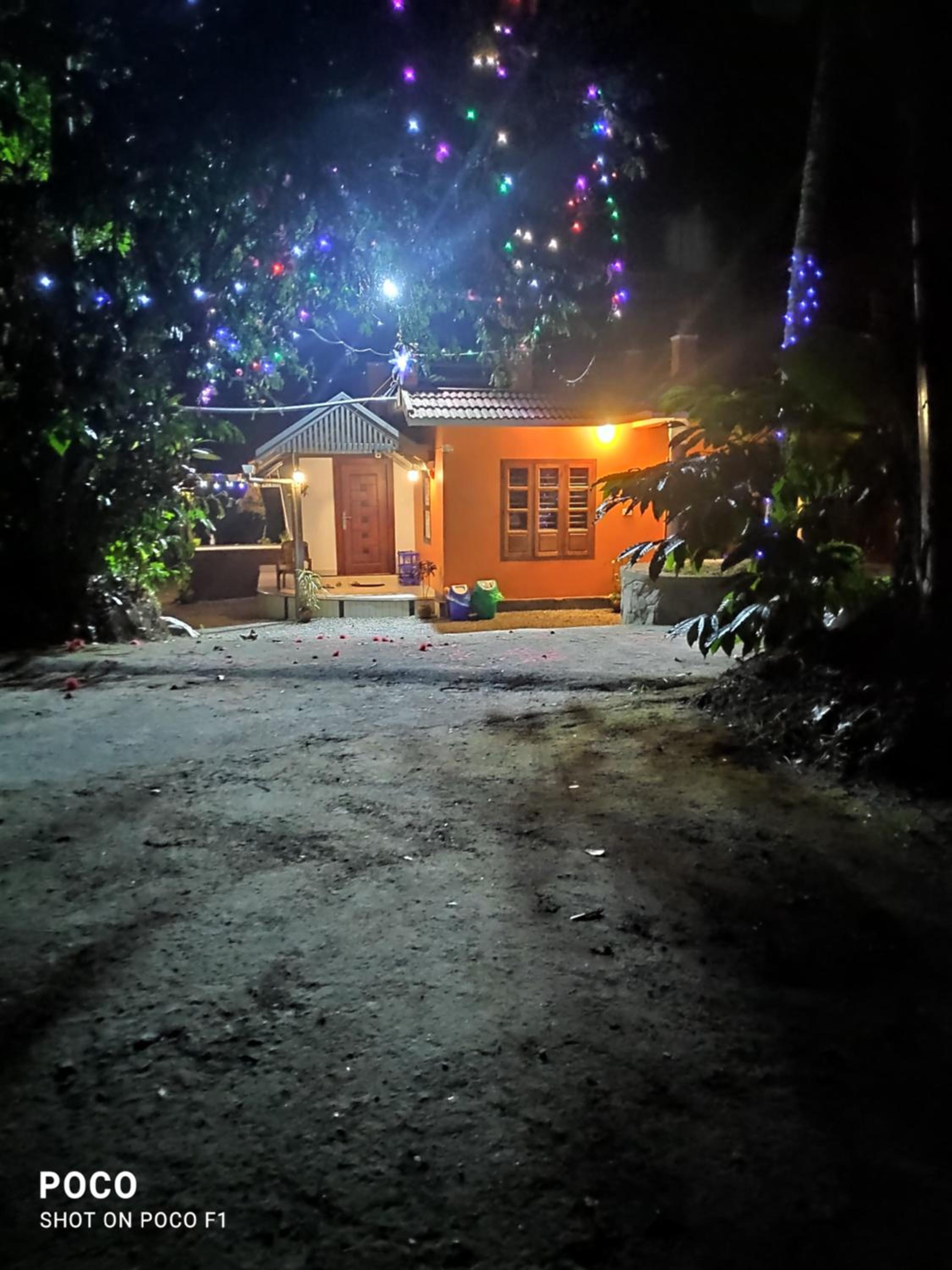 Golden Peak Estate Homestay