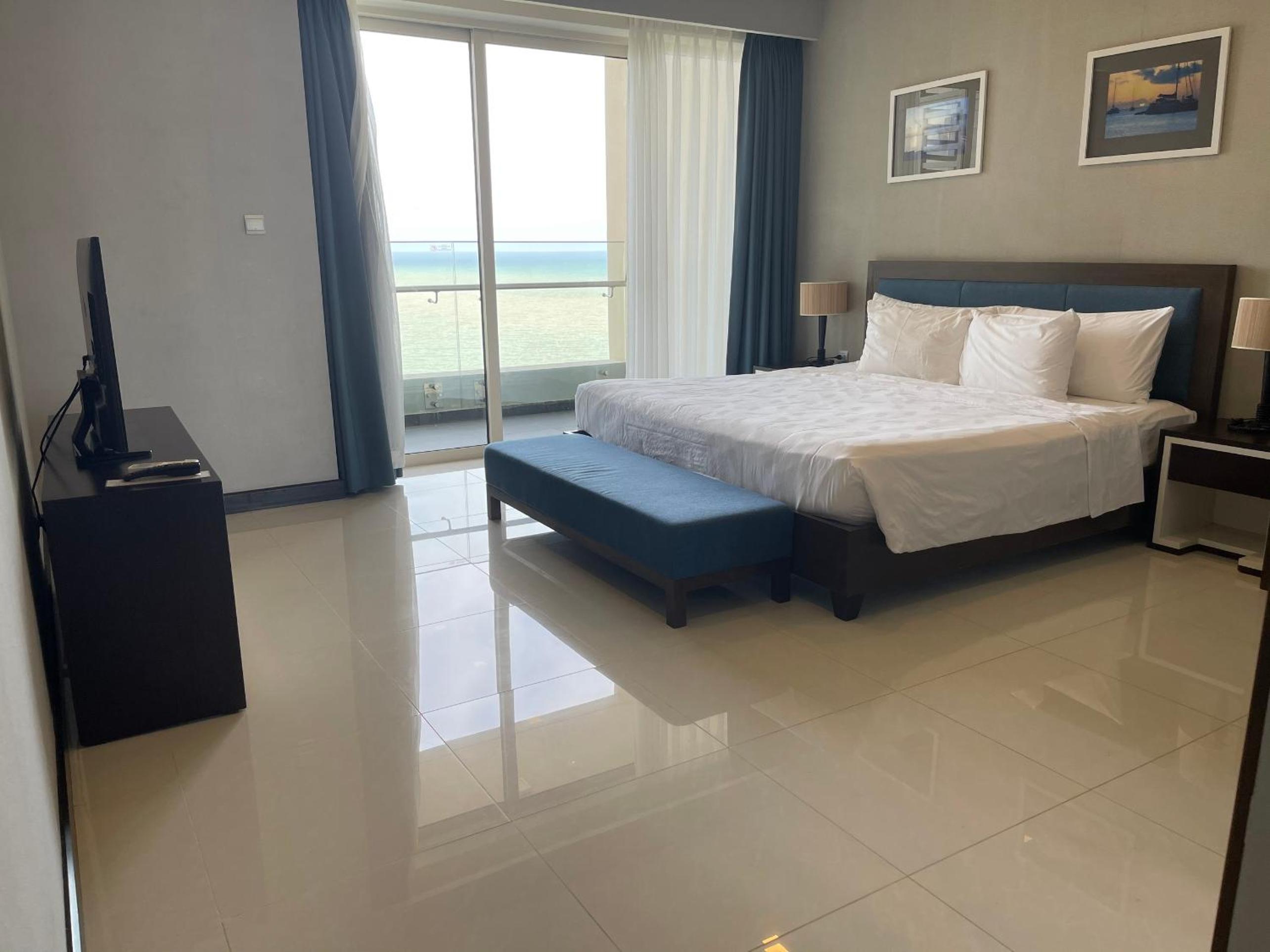 Luxury Apartment BeachFront at The Costa