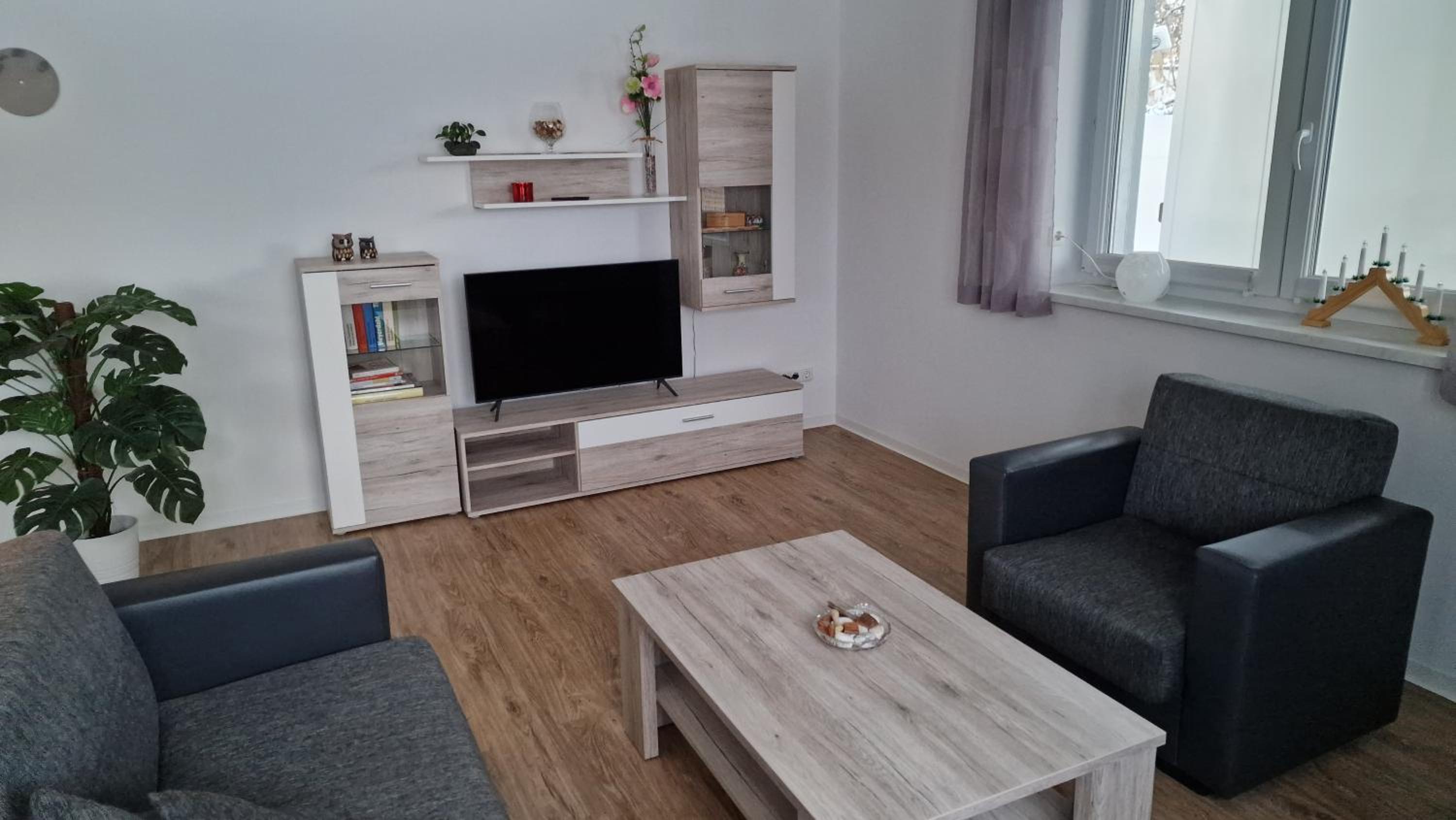 FeWo "Am Auwald" Geräumige Ferienwohnung mit Sauna, Terrasse & Parkplatz view 5
