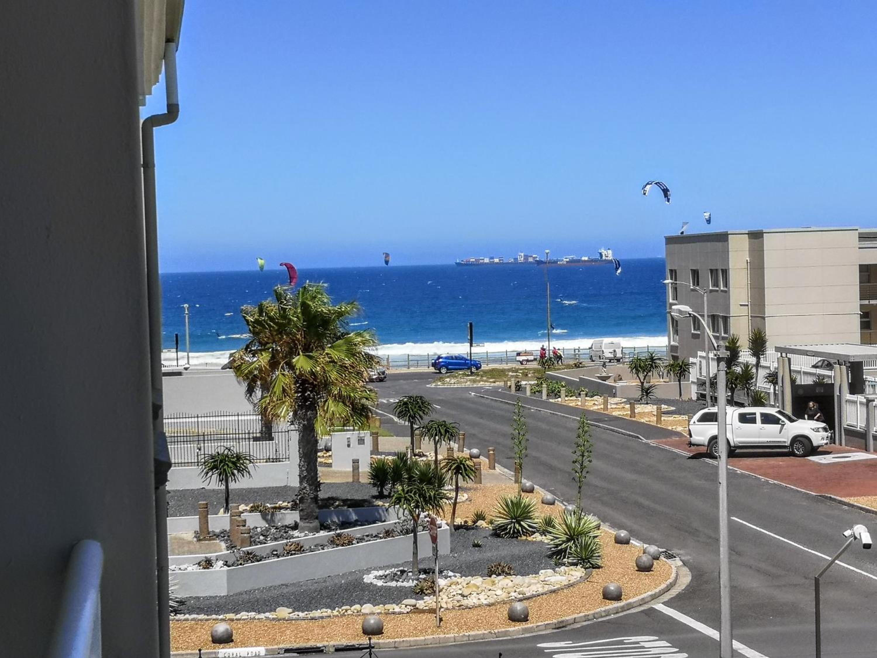 Blouberg Beach Luxury Apartment
