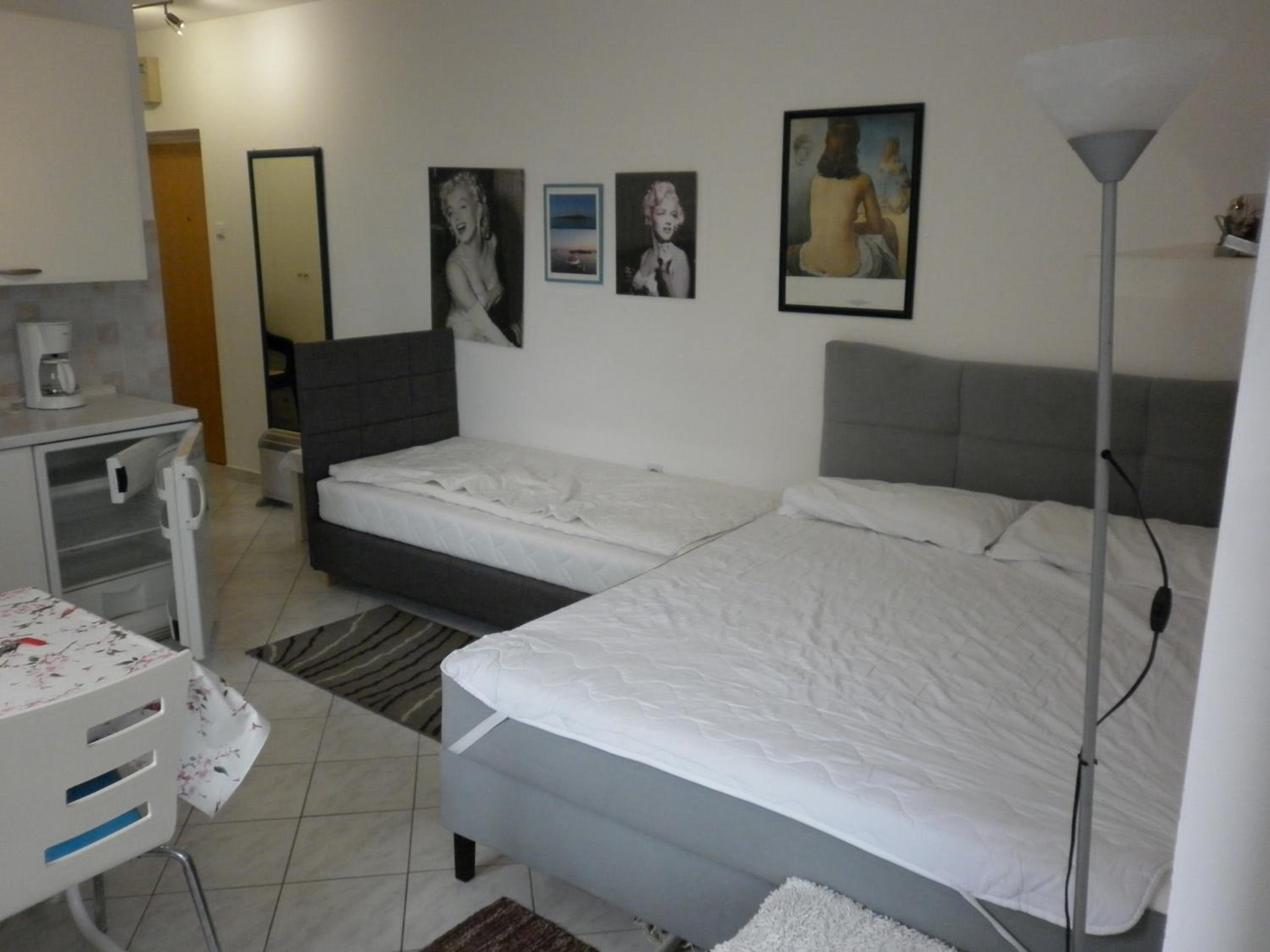 Photo 42