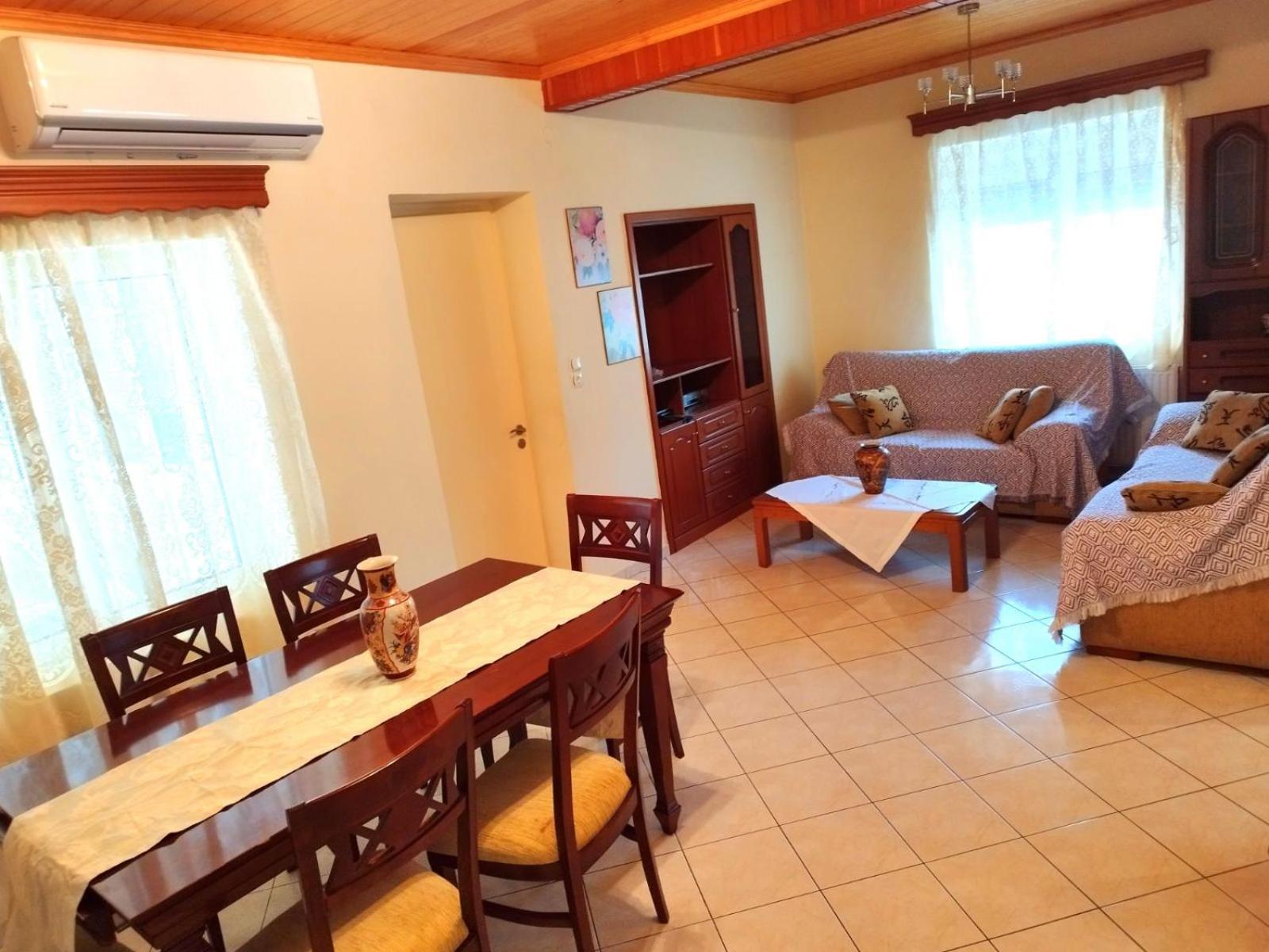Zoi Country Home view 2