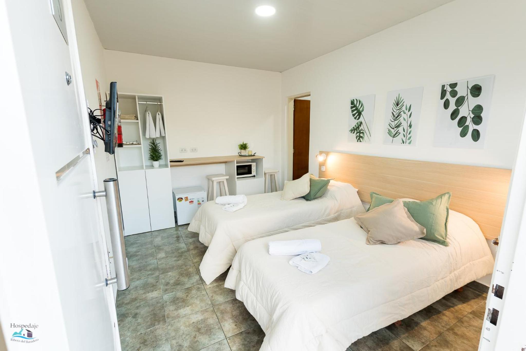Apart Hotel Ribera del Baradero - Pileta Climatizada