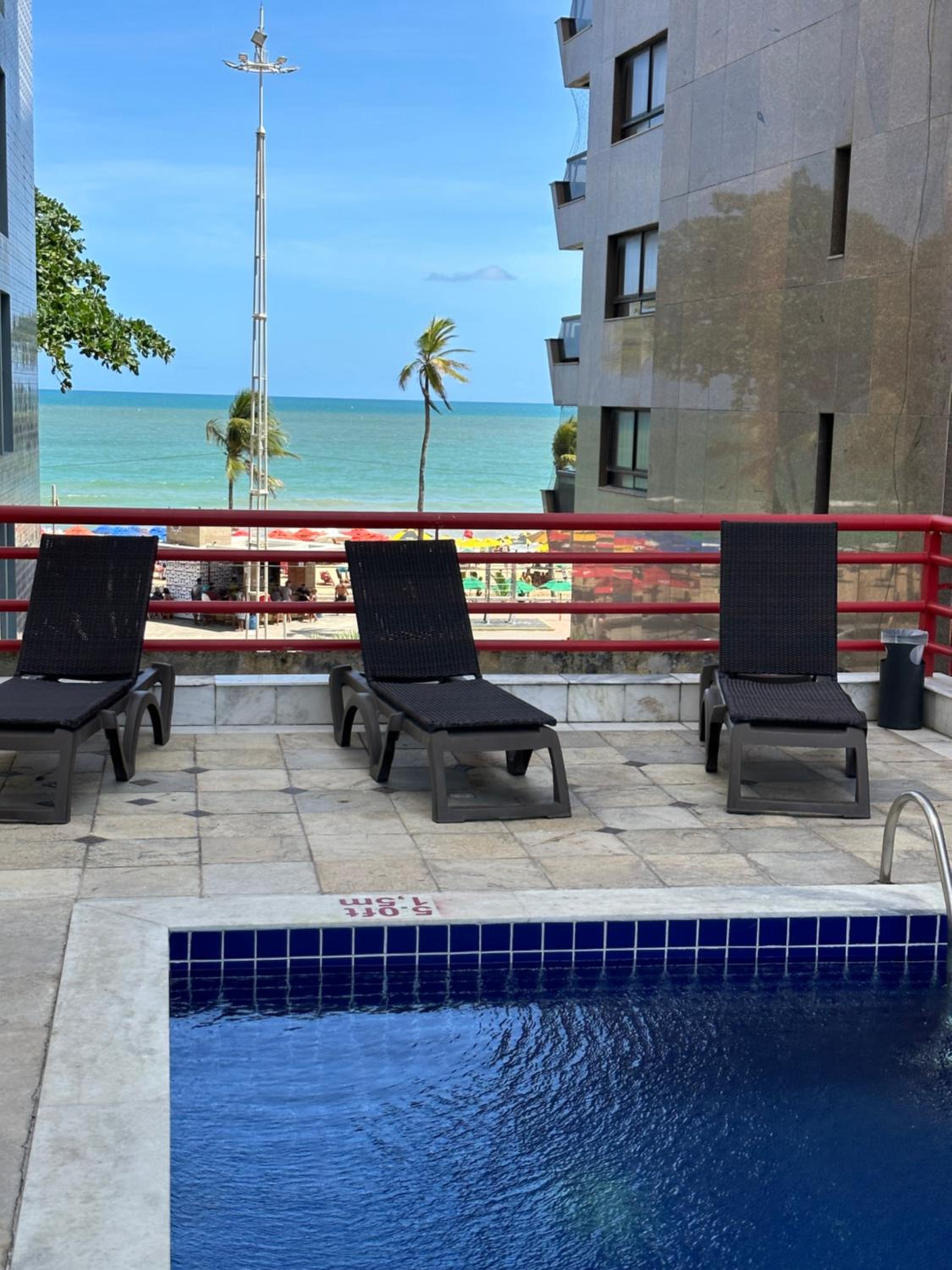 Flat Recife Navegantes - 50 metros da praia