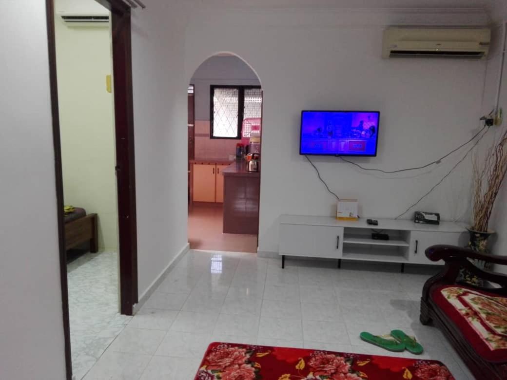 Idaman guesthouse Malay FAMILY ONLY photo 4