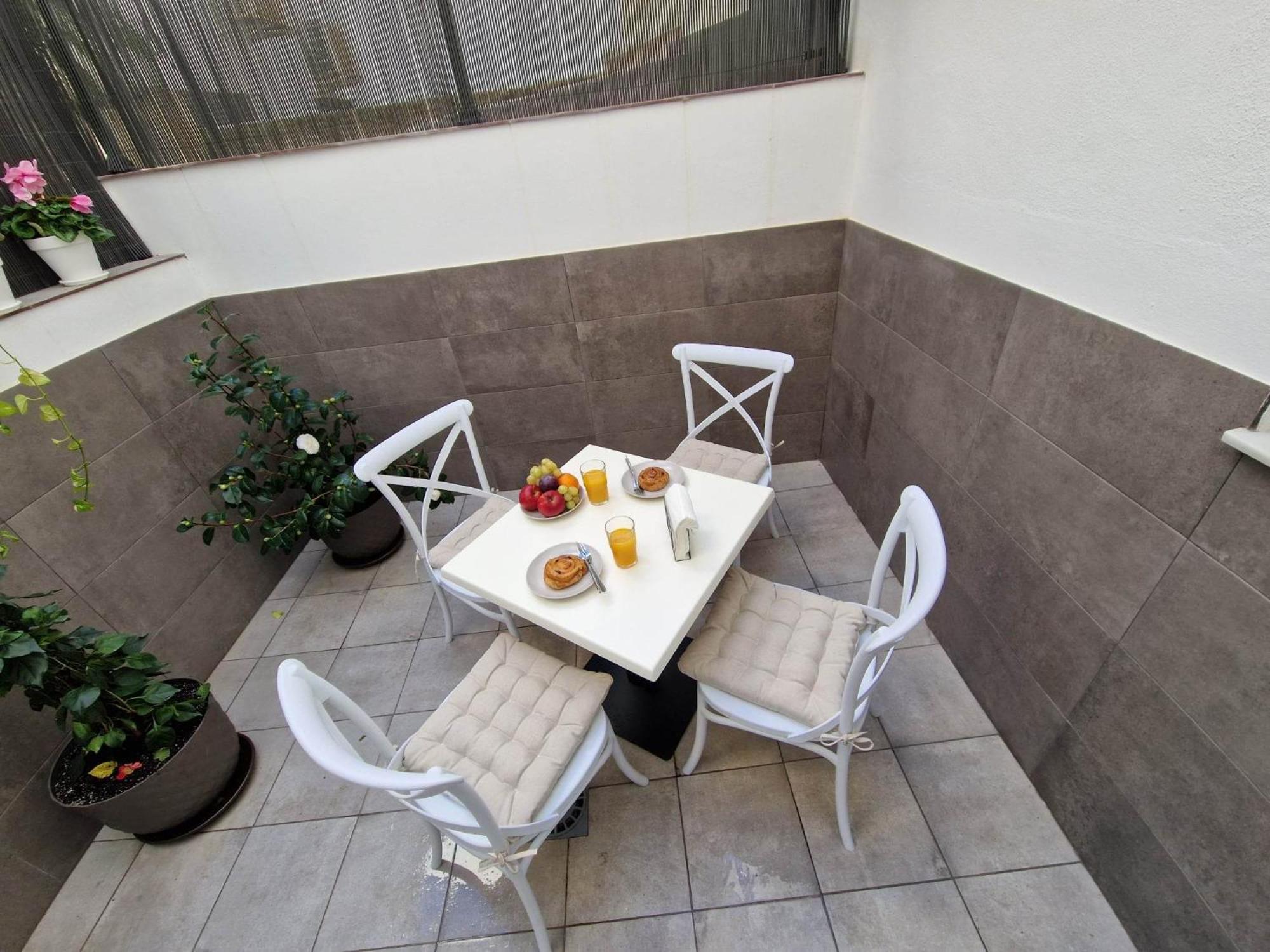 Francisco Cano Apartment
