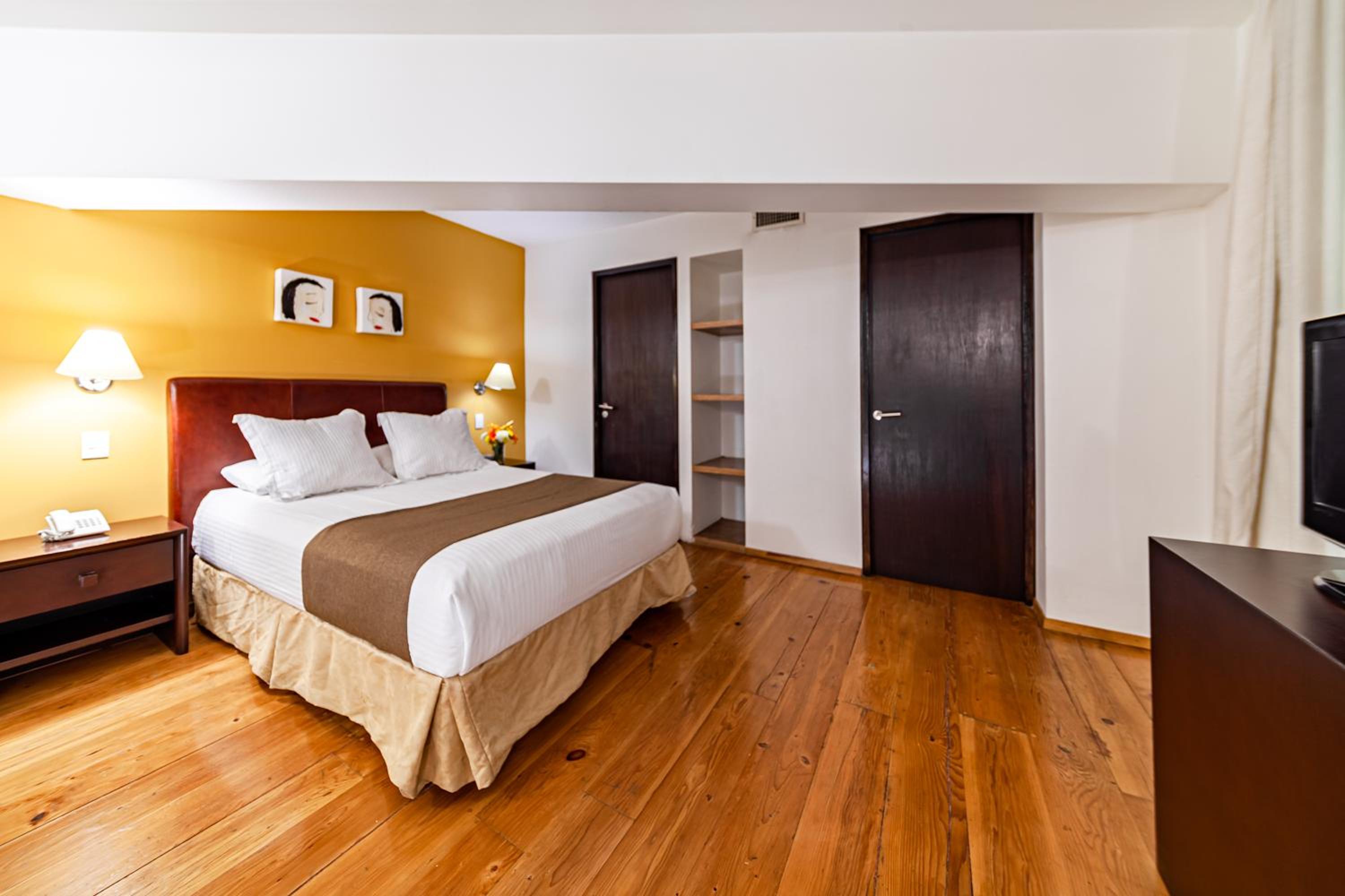 hotel room