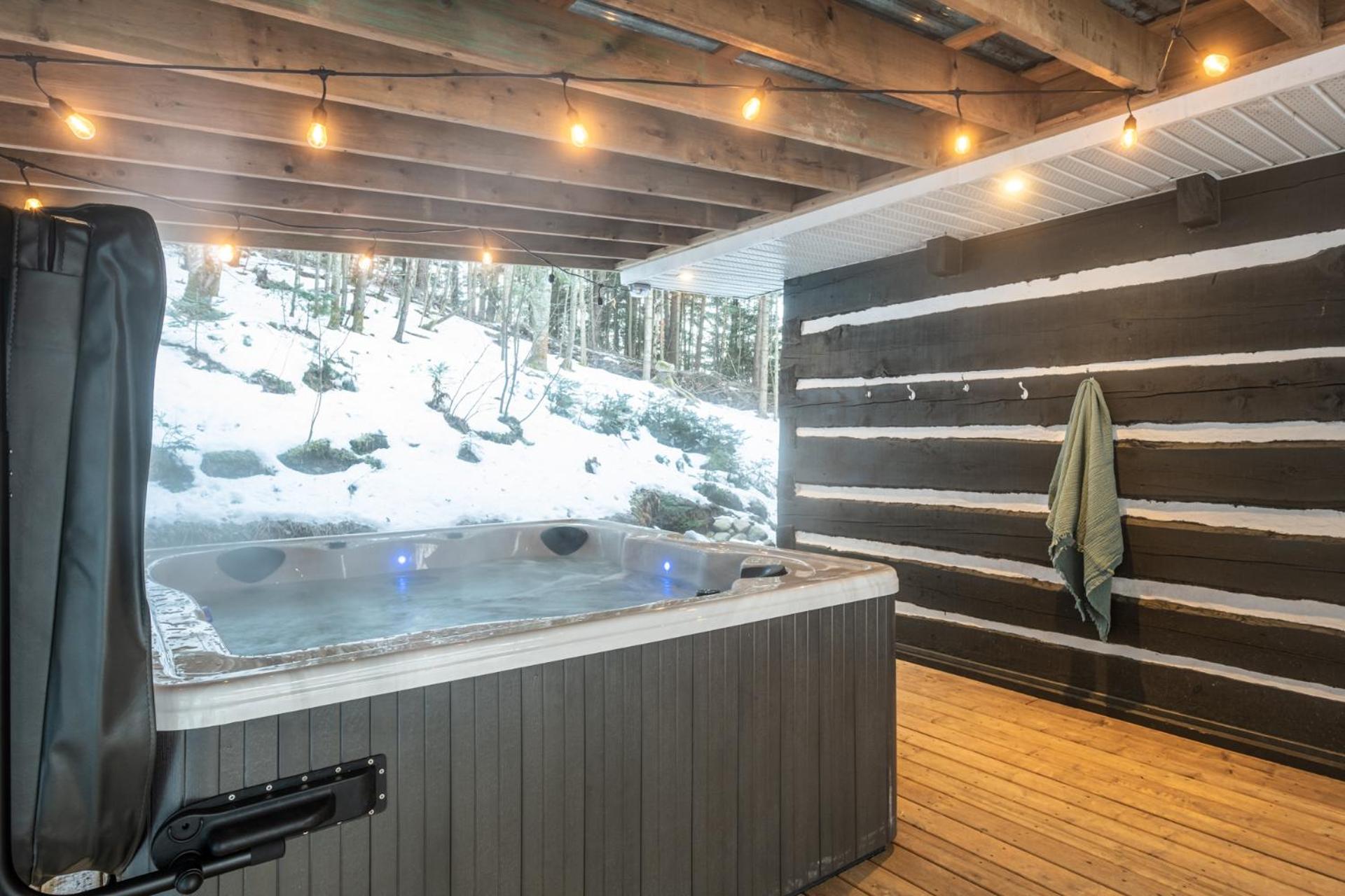 Chalet du Sous-Bois By My Tremblant Location view 2
